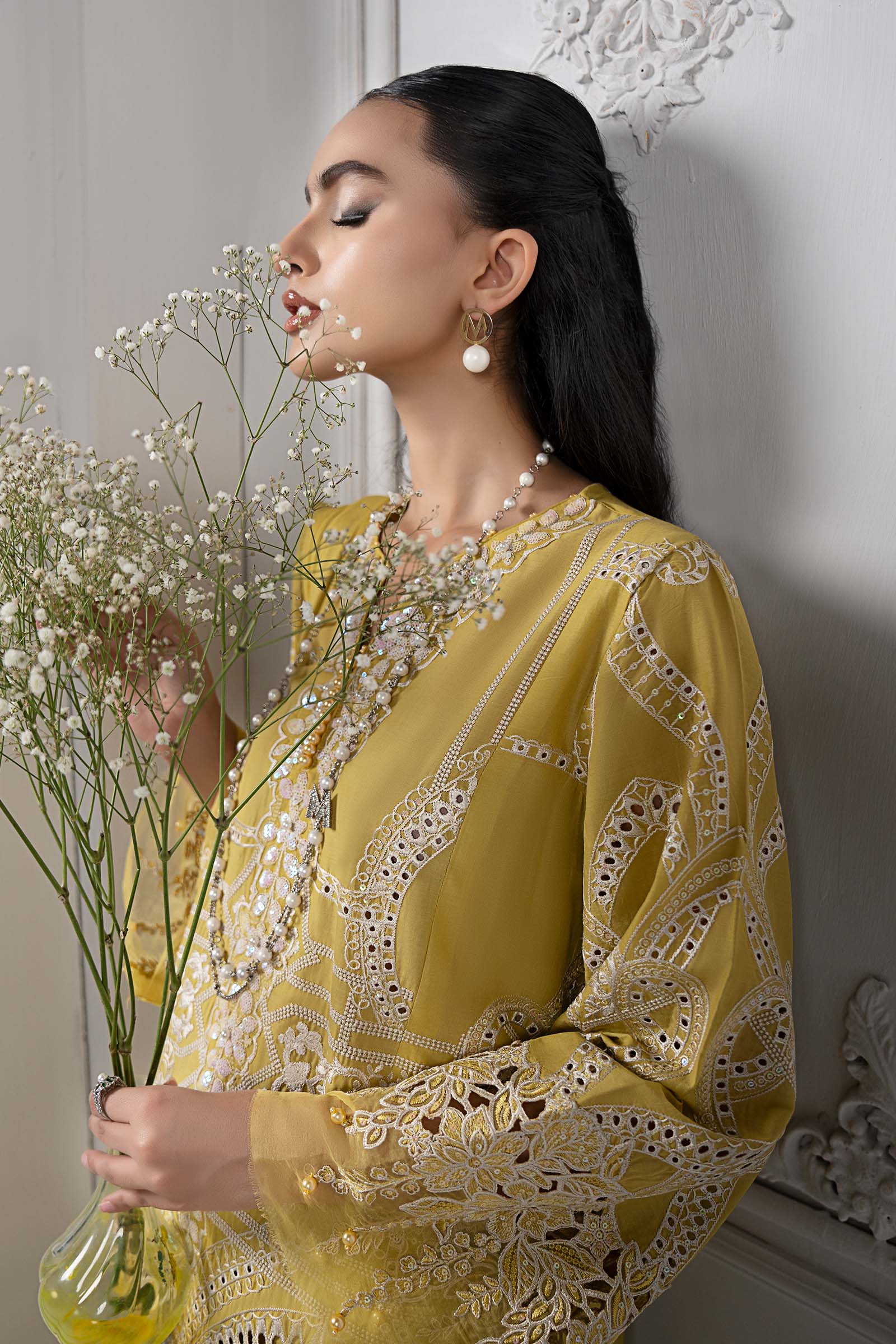 3 Piece Embroidered Lawn Suit | DS-2512-A - Image 4