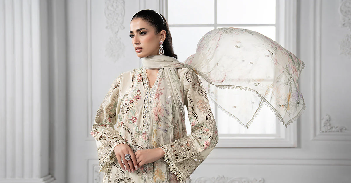 3 Piece Embroidered Lawn Suit | DS-2514-B - Image 7