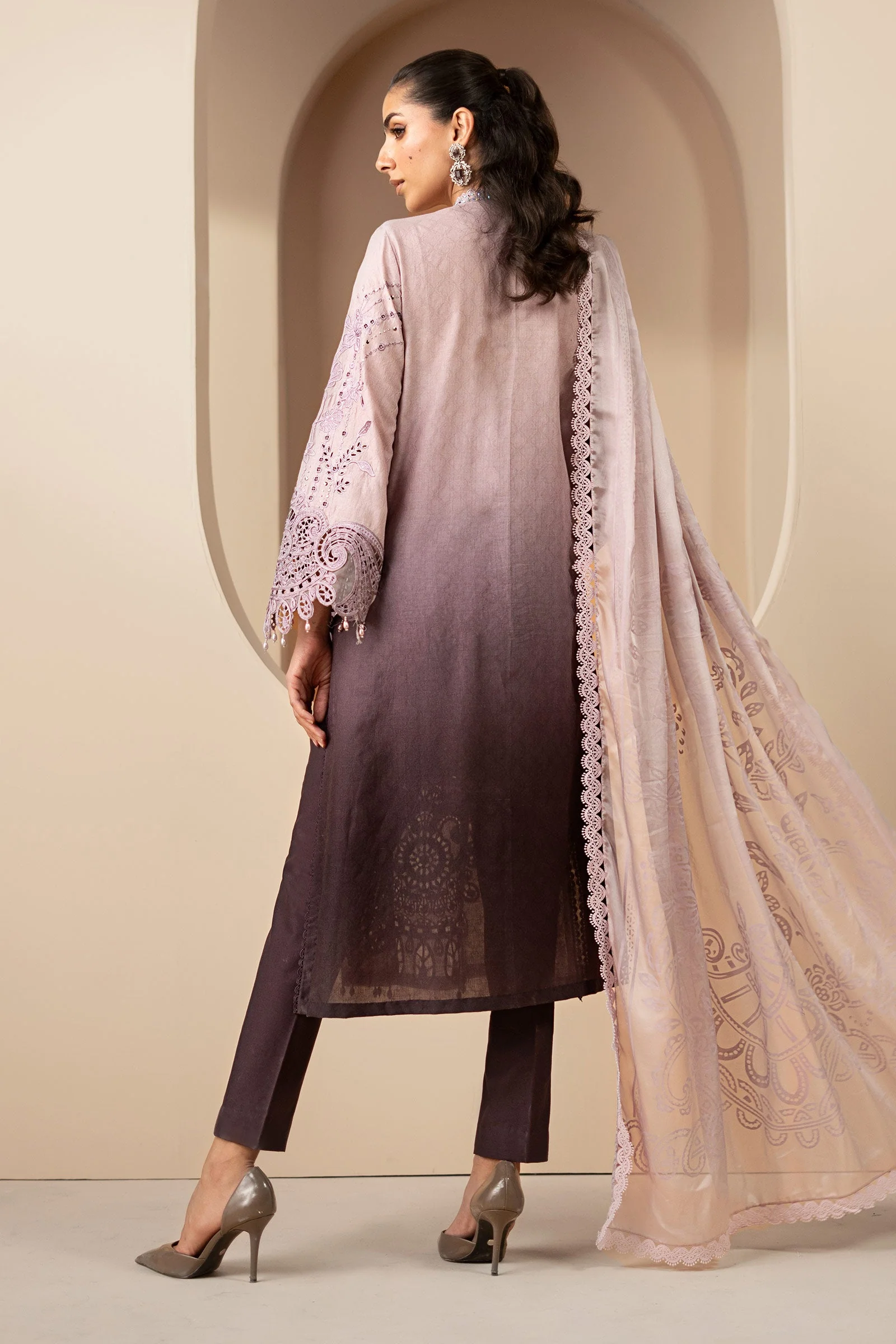 3 Piece Embroidered Jacquard Lawn Suit - Image 4
