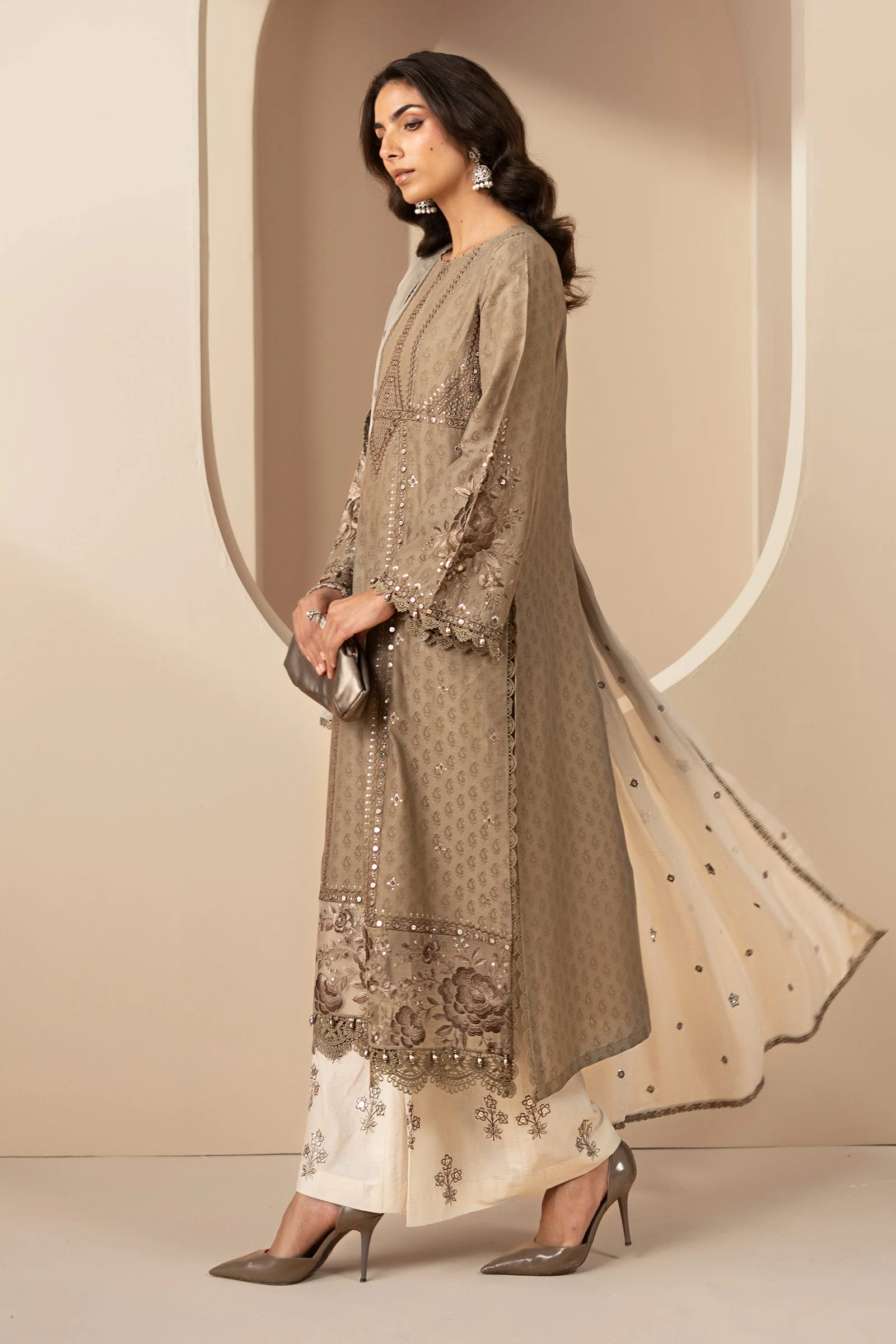 3 Piece Embroidered Jacquard Lawn Suit