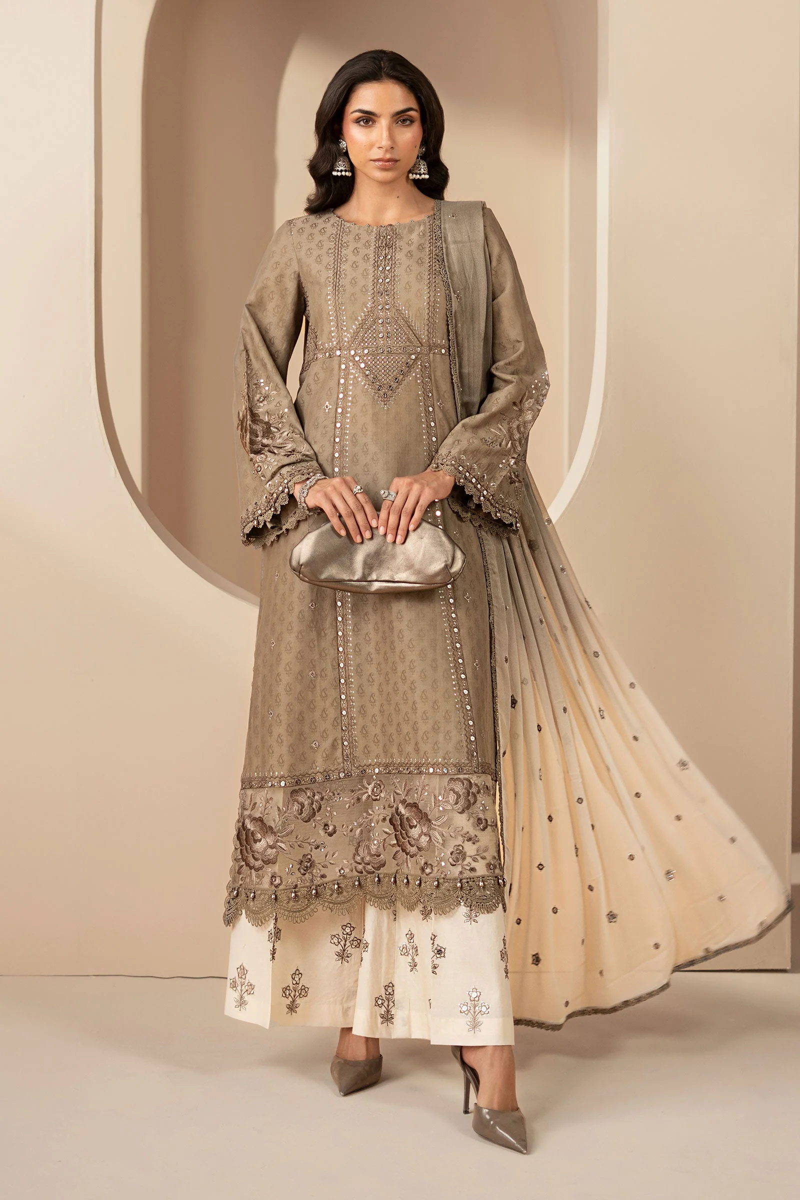 3 Piece Embroidered Jacquard Lawn Suit - Image 2
