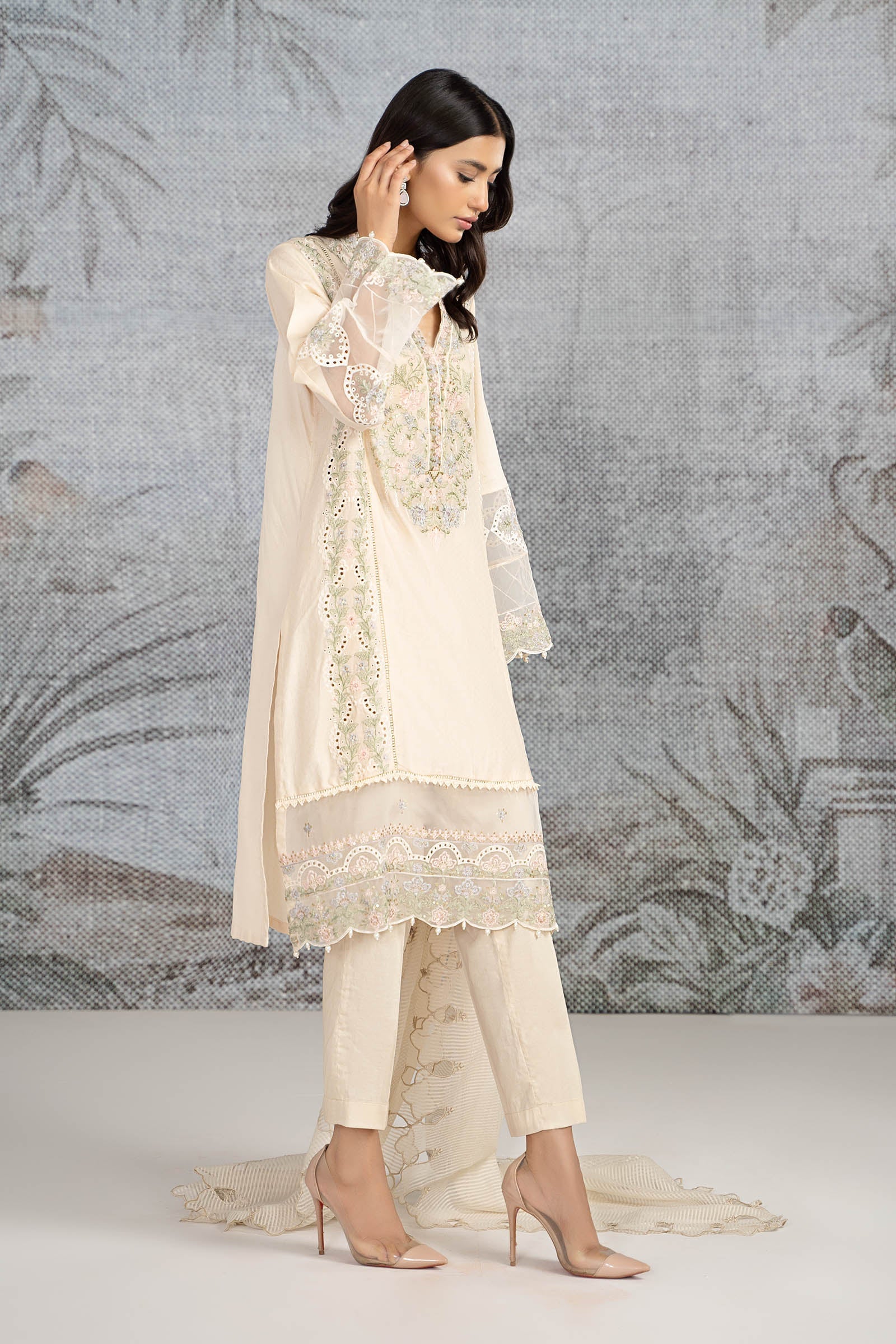 Suit Off White DW-EA23-04 - Image 6