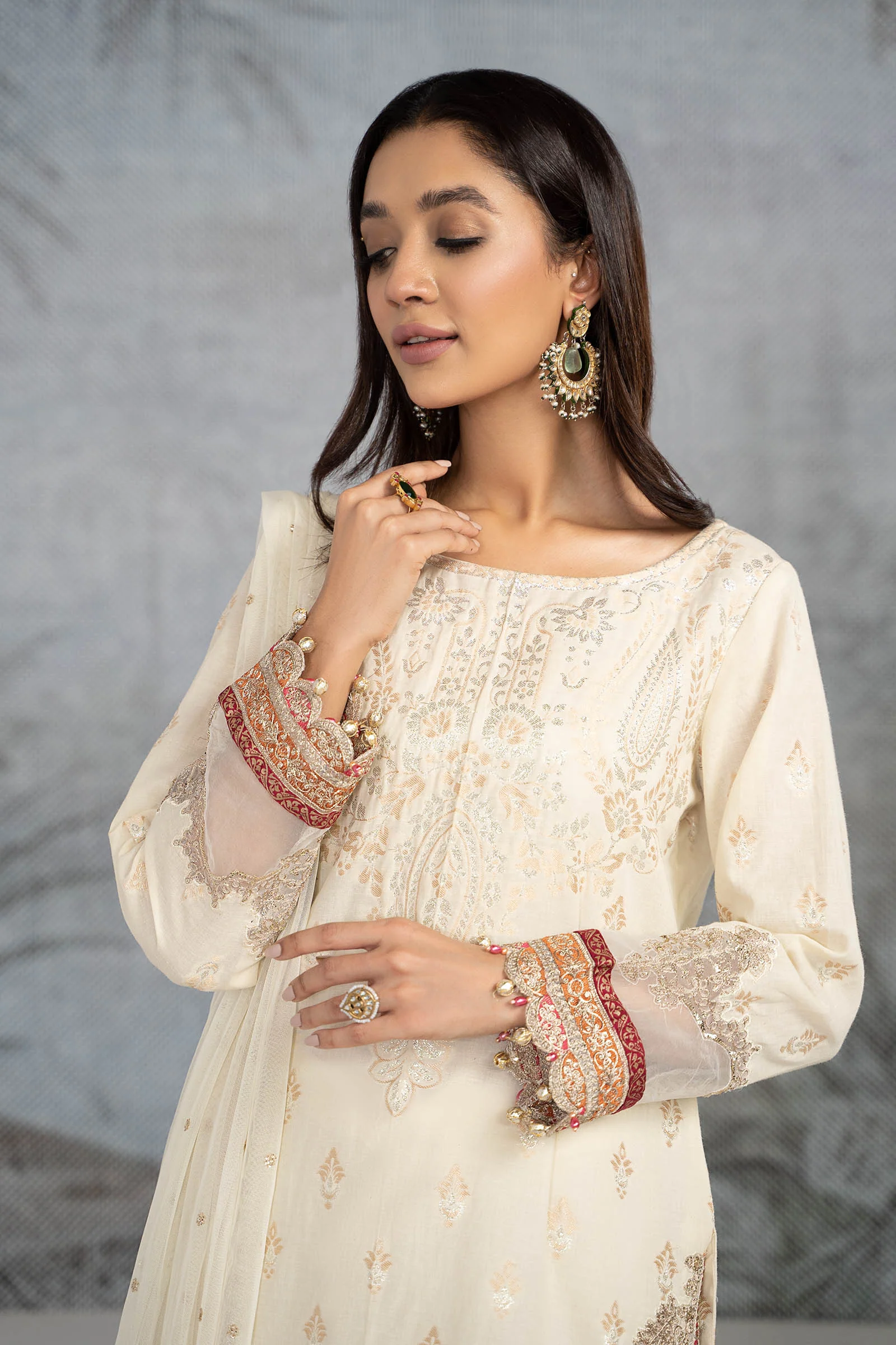Suit Off White DW-EA23-29 - Image 4