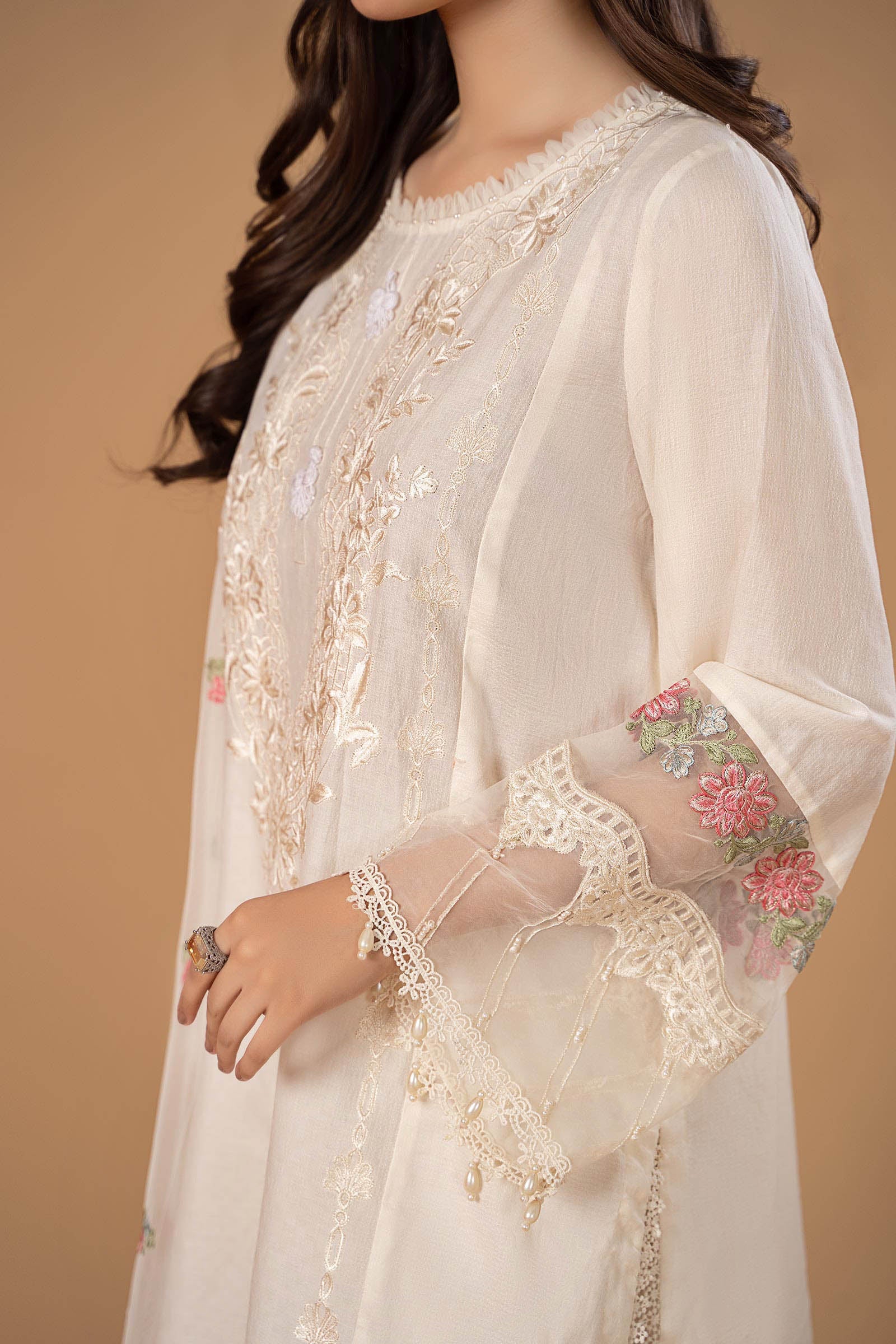 Suit Off White DW-EA23-32 - Image 4
