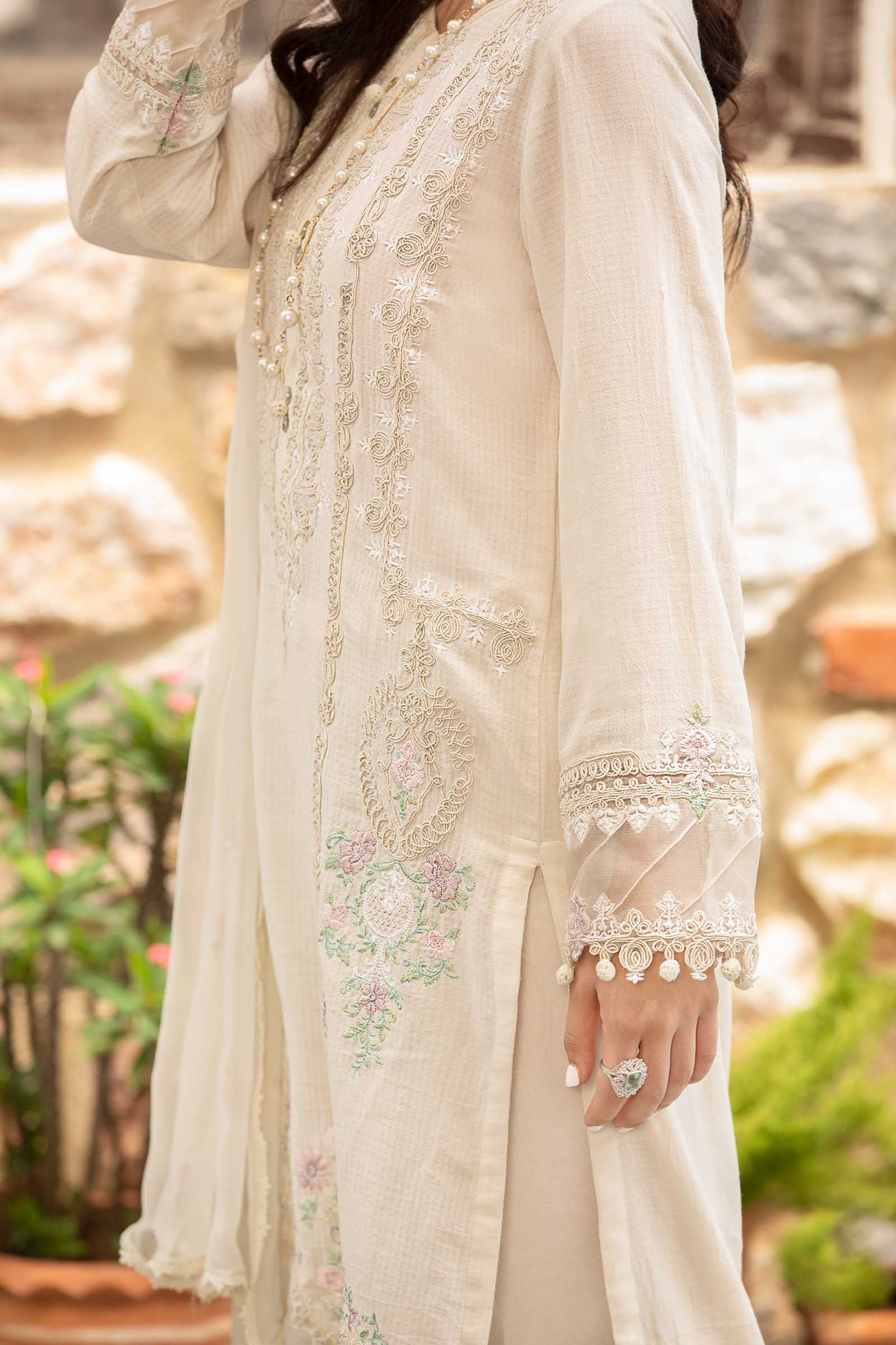 Suit Off White DW-EA23-33 - Image 3