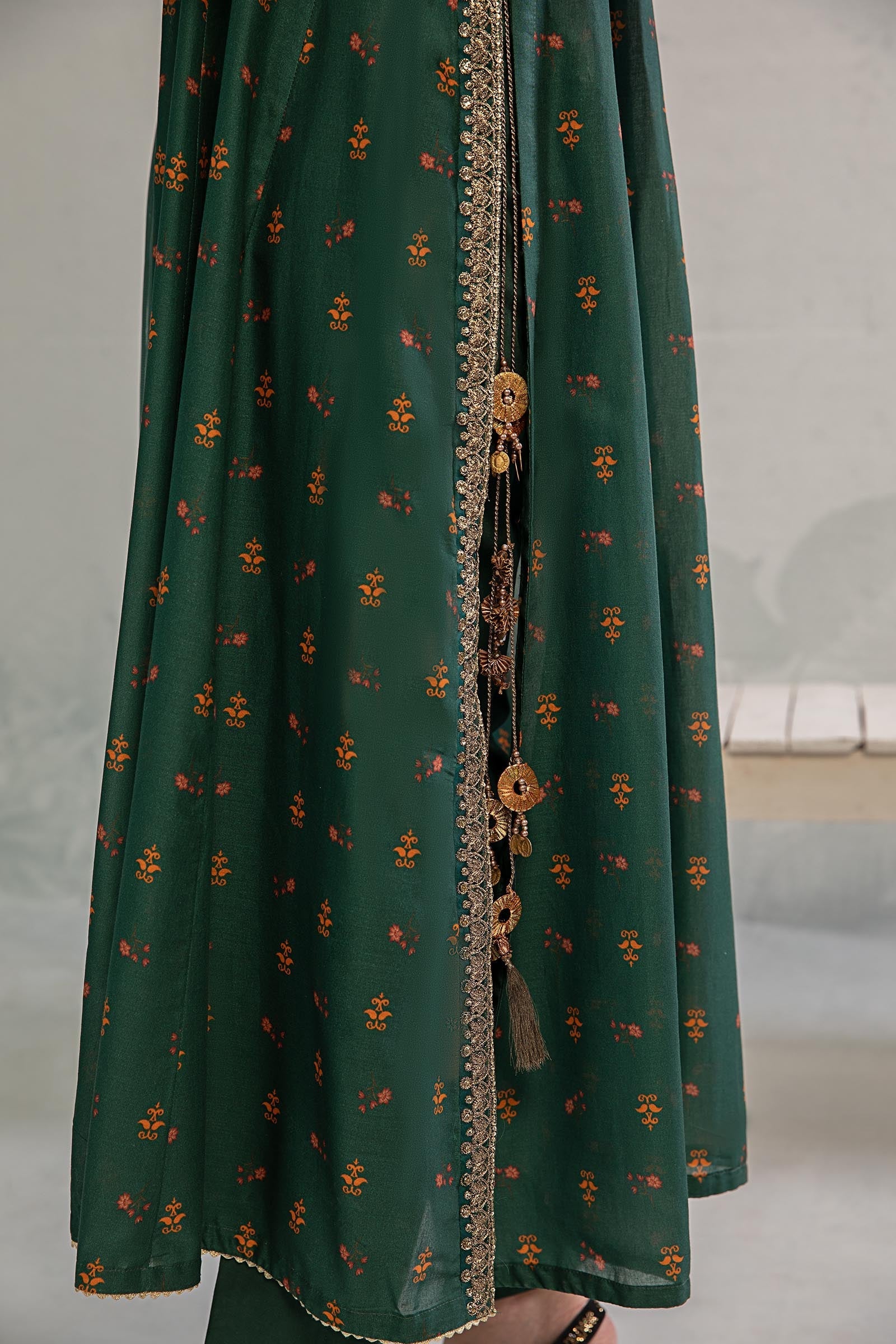 3 Piece Printed Lawn Suit - Image 4