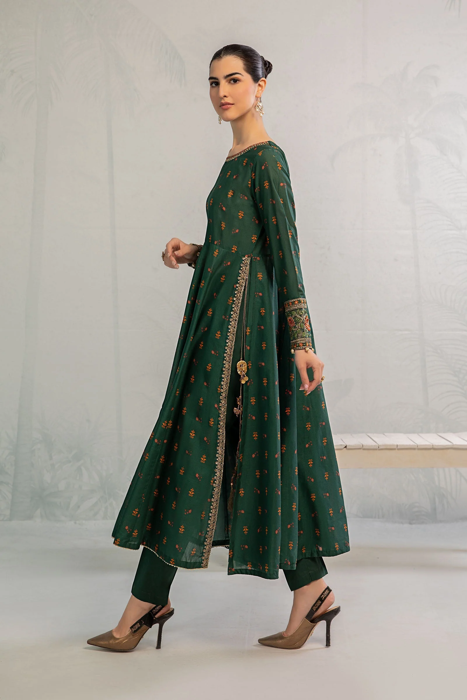 3 Piece Printed Lawn Suit - Image 5