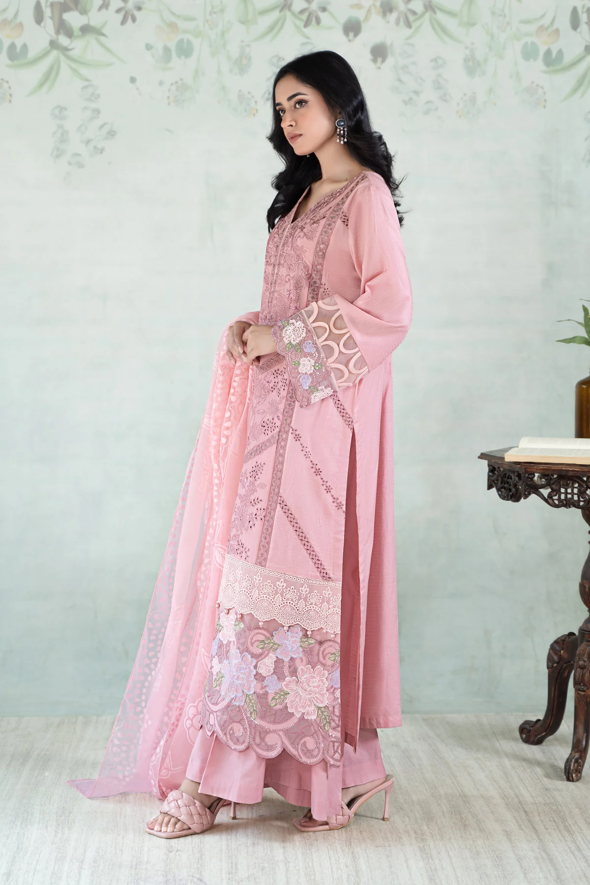 3 Piece Embroidered Dobby Lawn Suit - Image 7