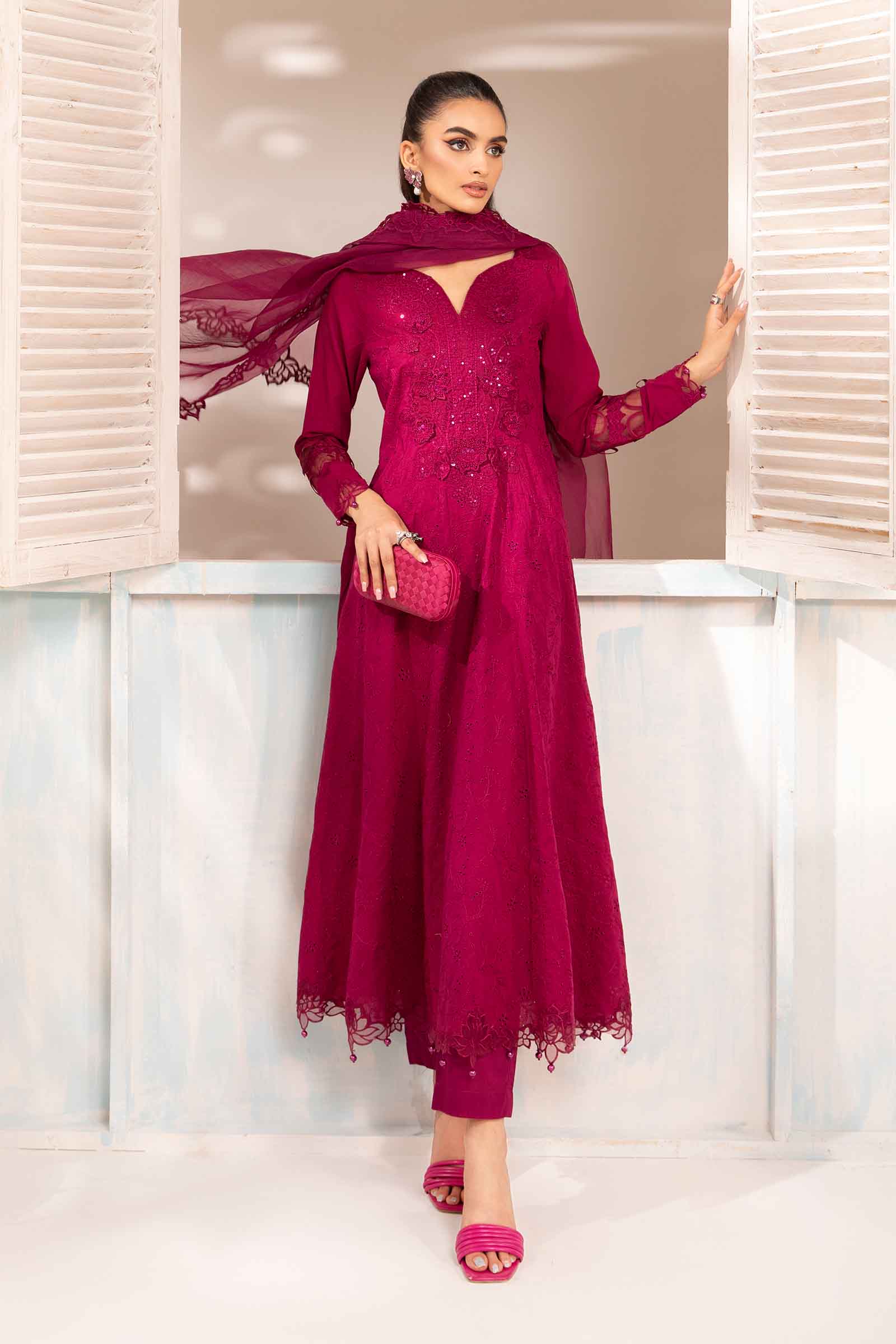 3 Piece Embroidered Lawn Suit - Image 4