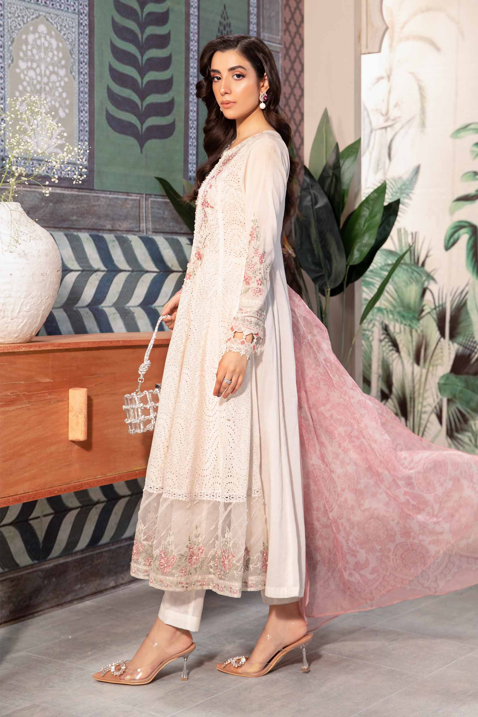 3 Piece Embroidered Net Suit - Image 6