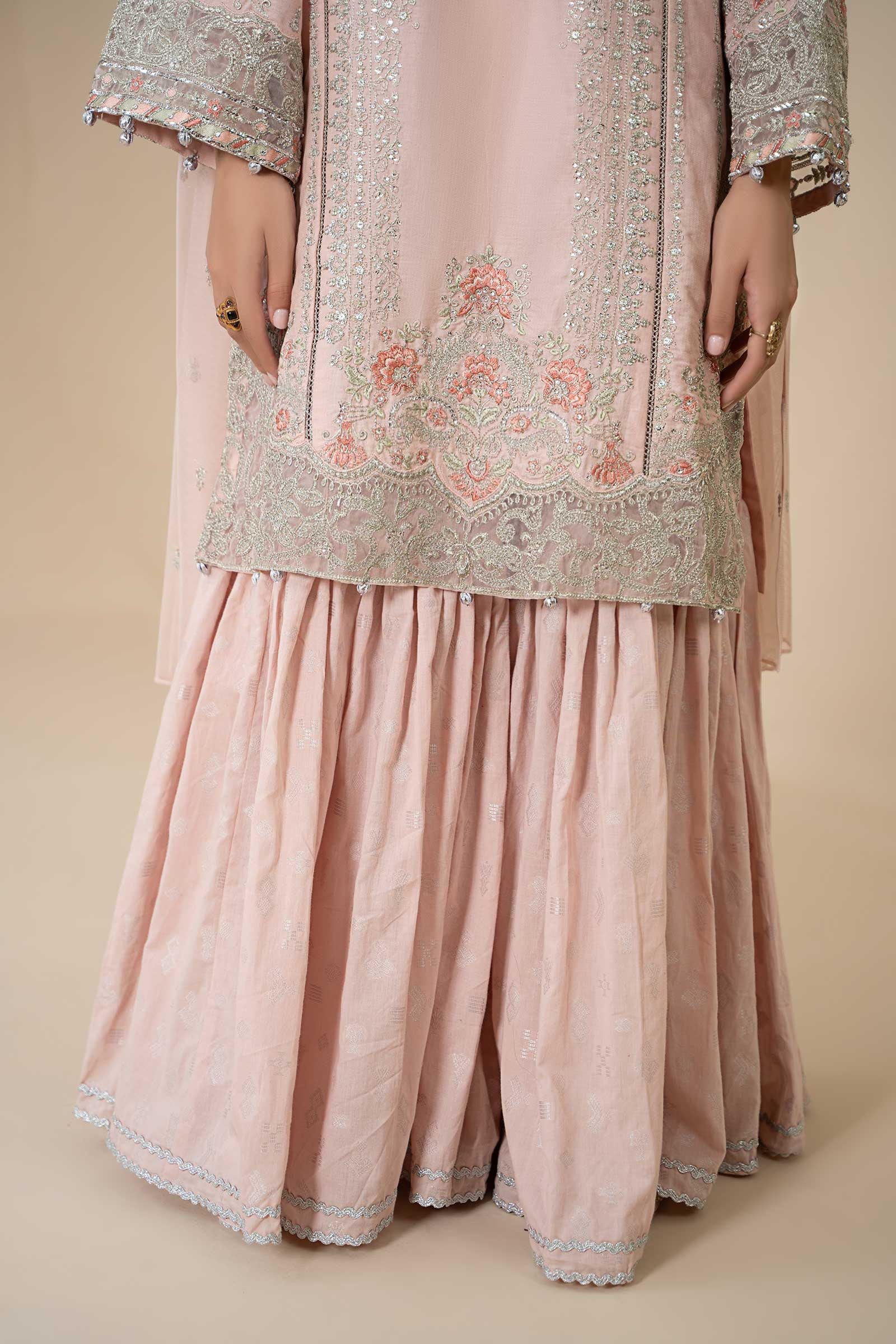 3 Piece Embroidered Lawn Suit - Image 3