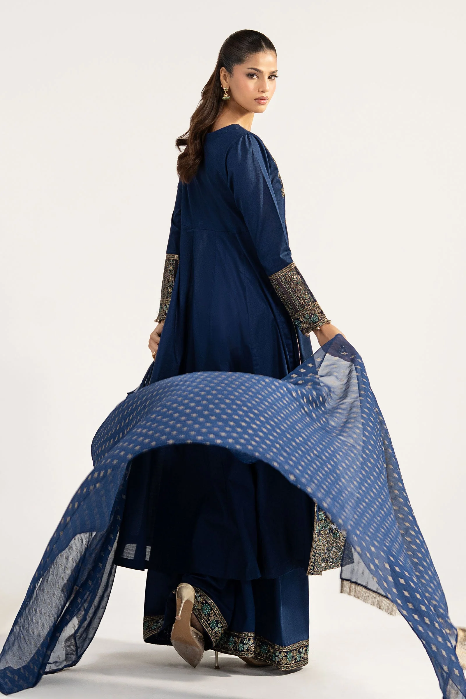 3 Piece Embroidered Dobby Lawn Suit - Image 12