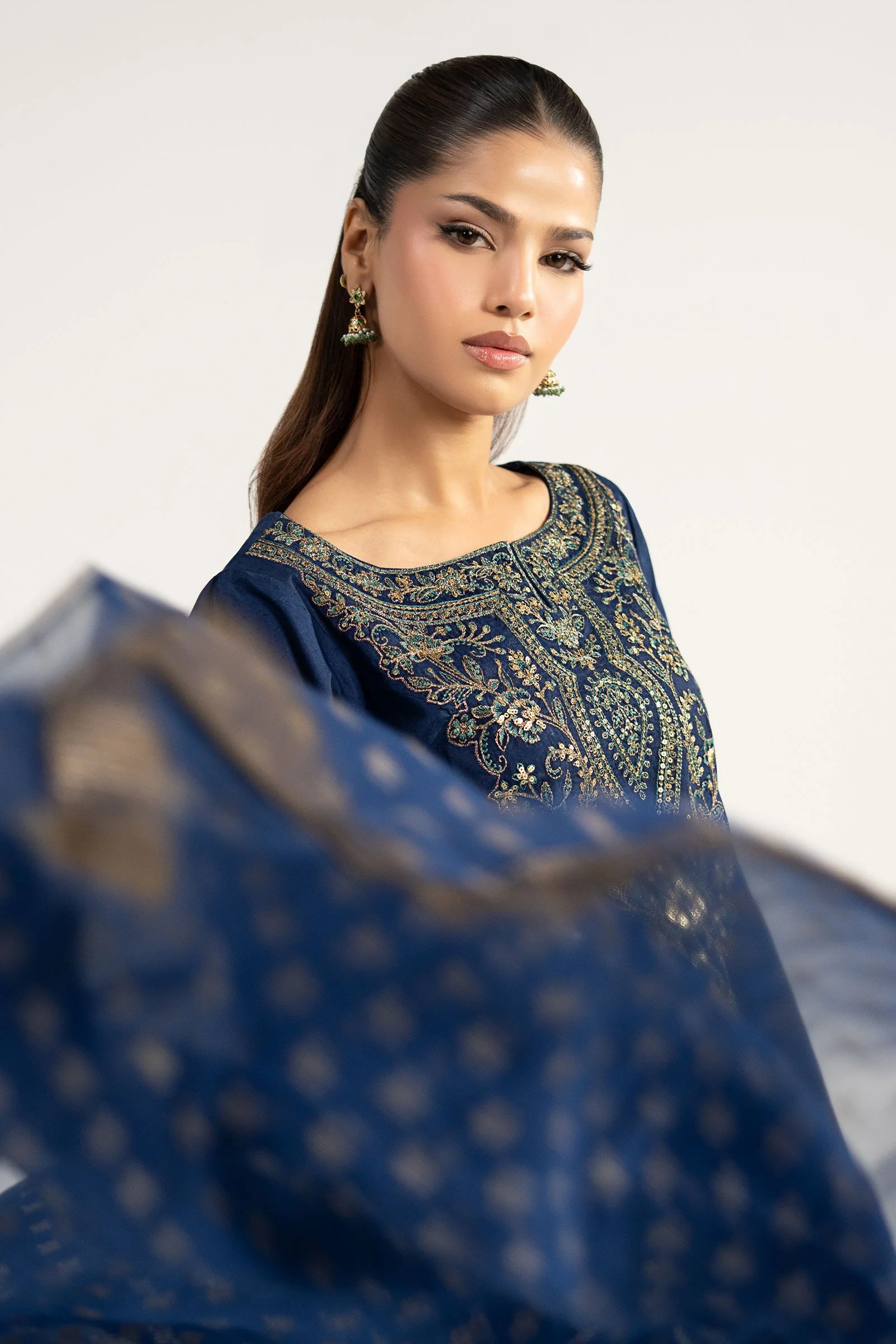 3 Piece Embroidered Dobby Lawn Suit - Image 4