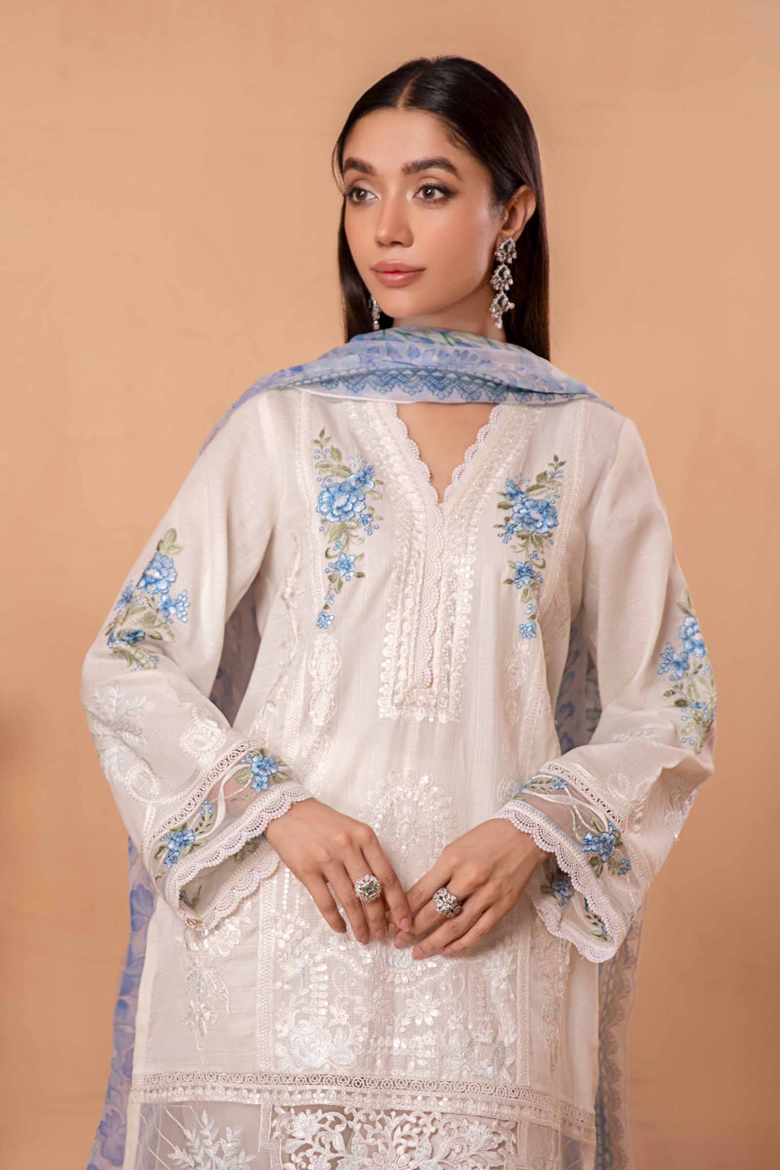 3 Piece Embroidered Lawn Suit - Image 2