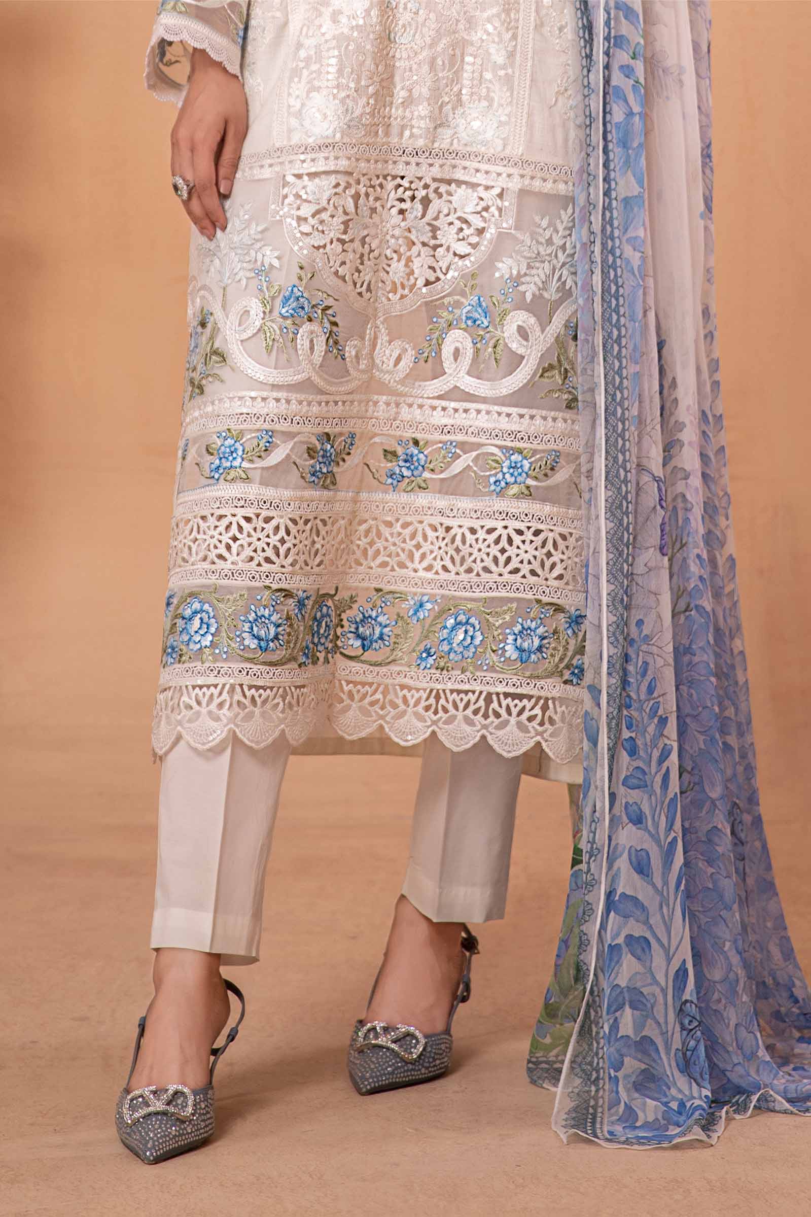 3 Piece Embroidered Lawn Suit - Image 4