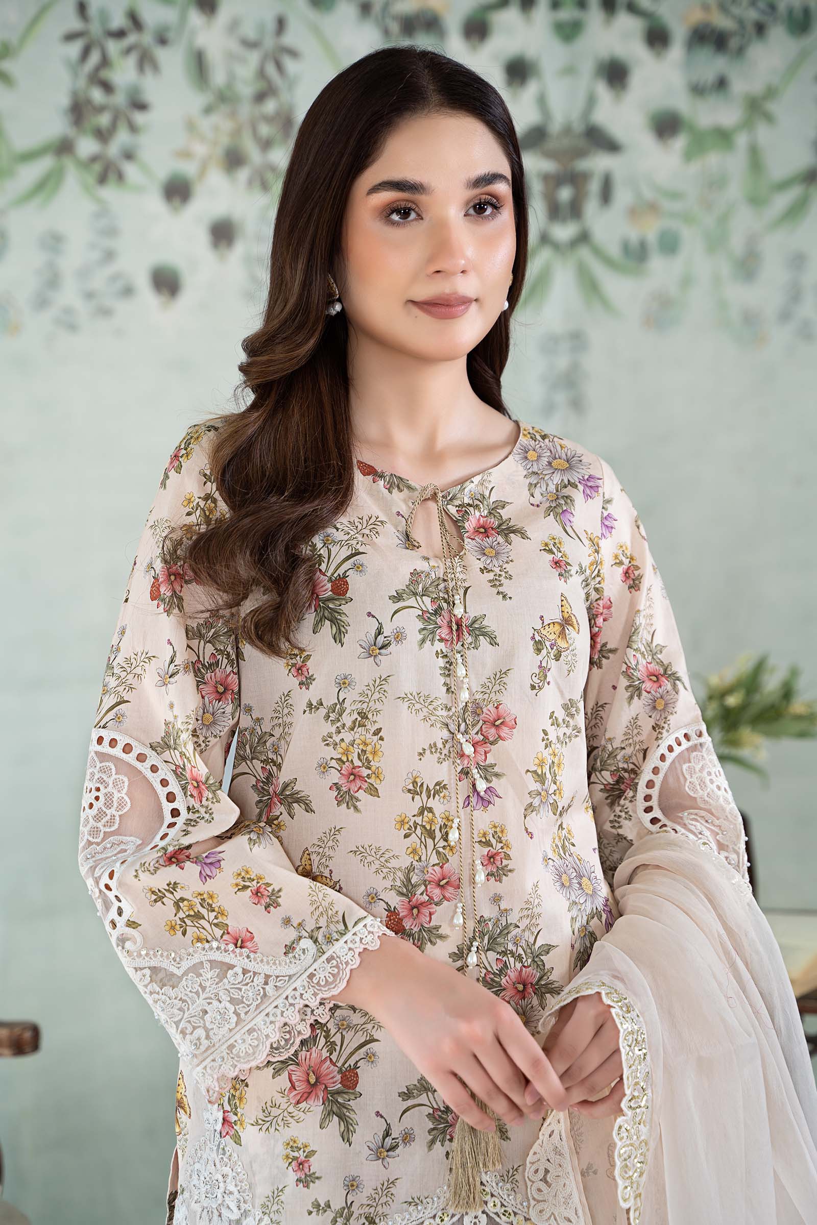 3 Piece Printed Lawn Suit - Image 2
