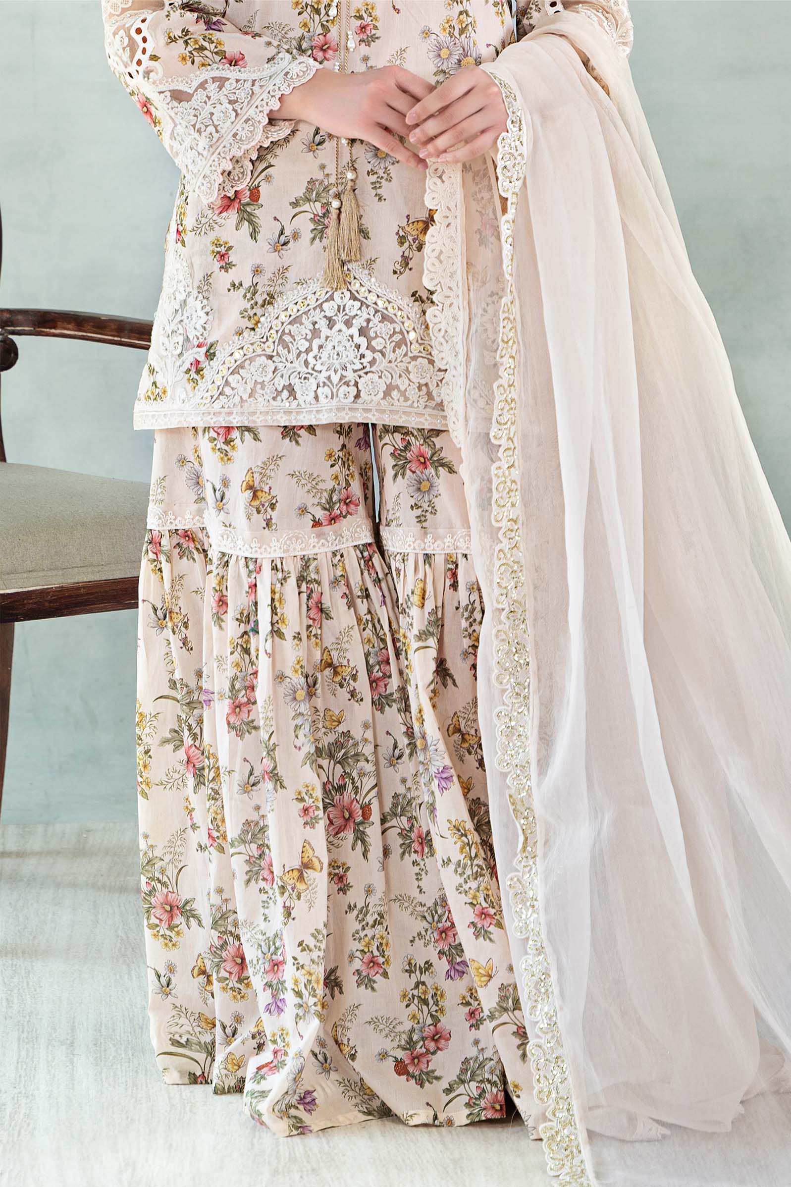 3 Piece Printed Lawn Suit - Image 4