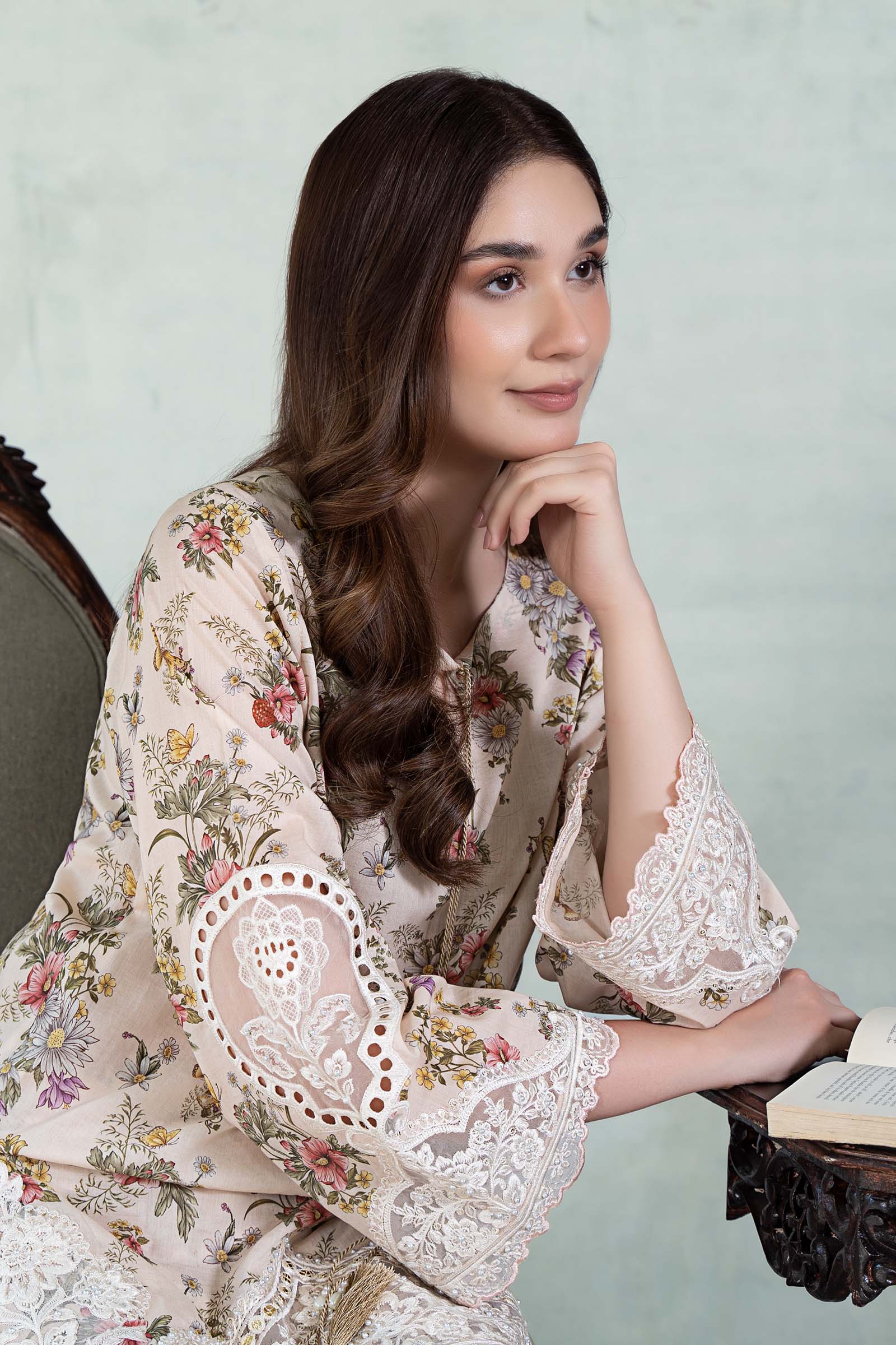 3 Piece Printed Lawn Suit - Image 6