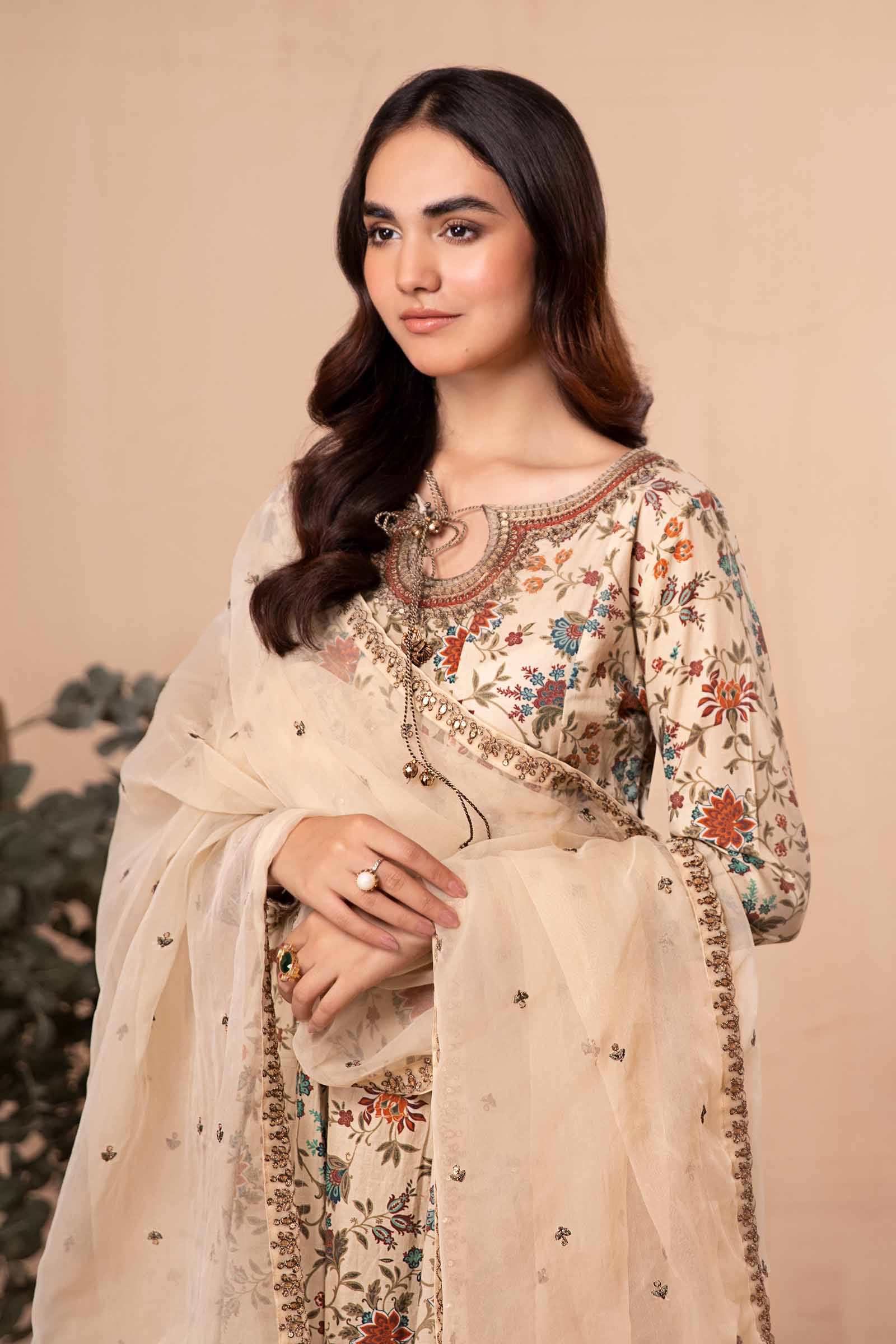 3 Piece Printed Lawn Suit - Image 3