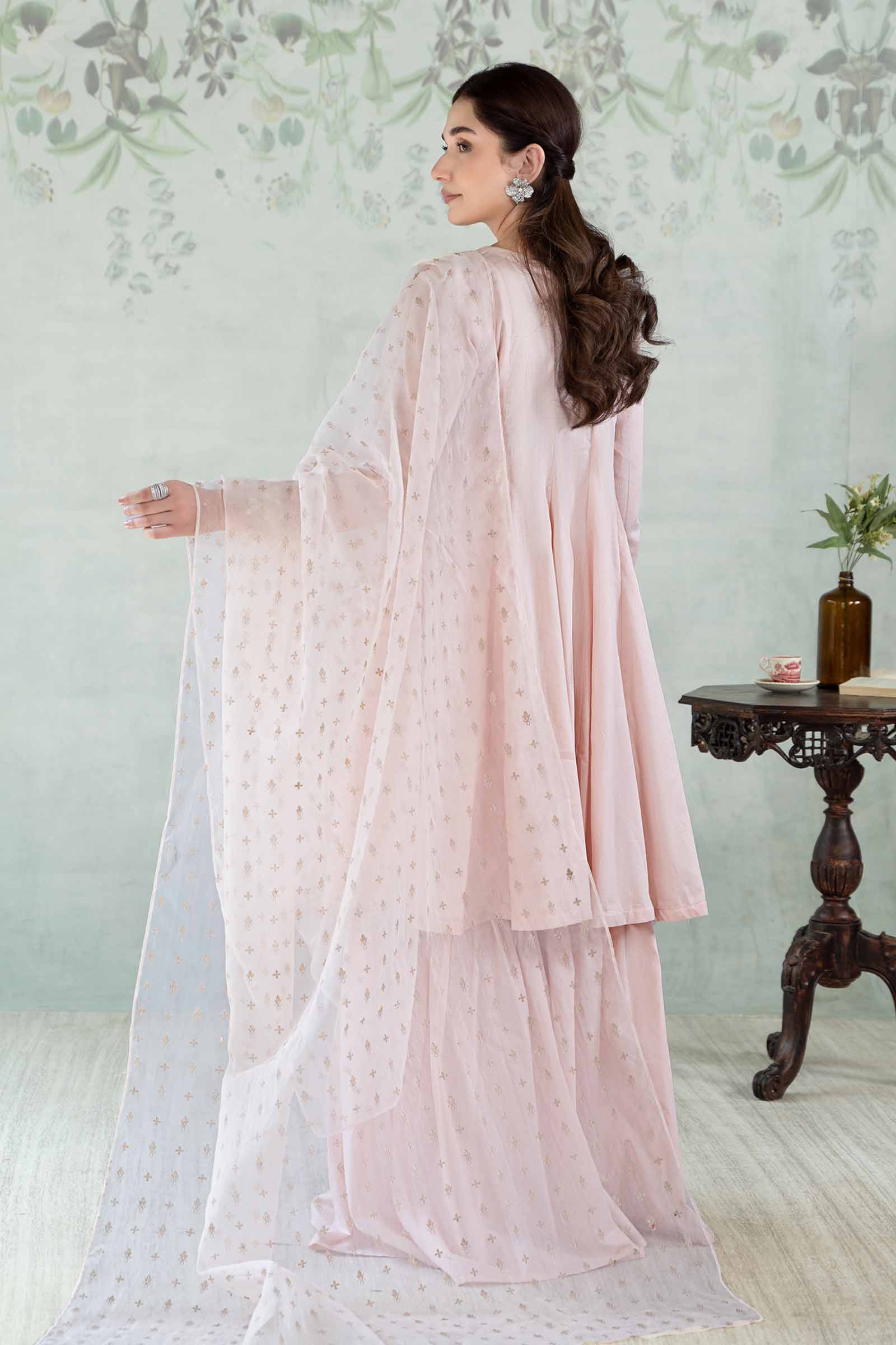 3 Piece Embroidered Net Suit - Image 7