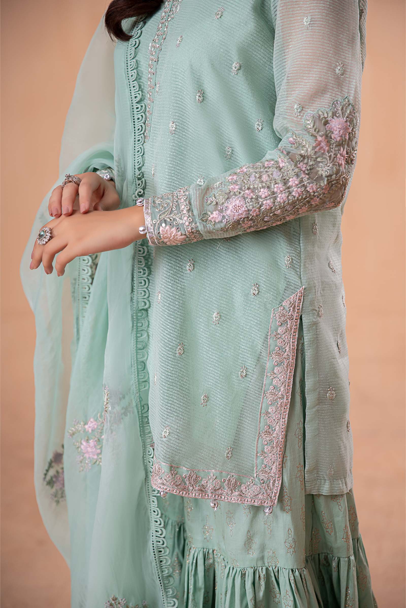 3 Piece Embroidered Cotton Karandi Suit - Image 6