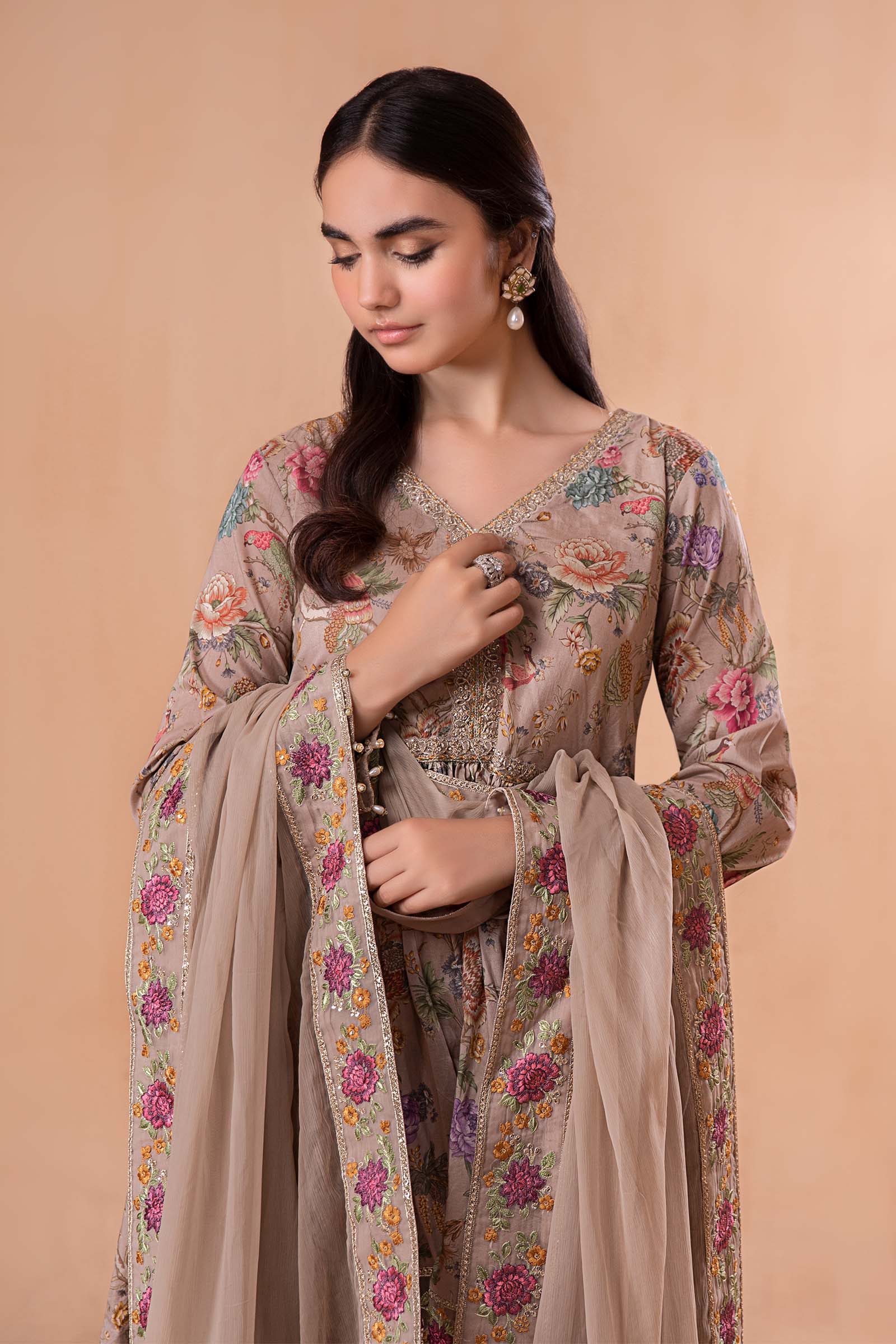 3 Piece Printed Lawn Suit - Image 2