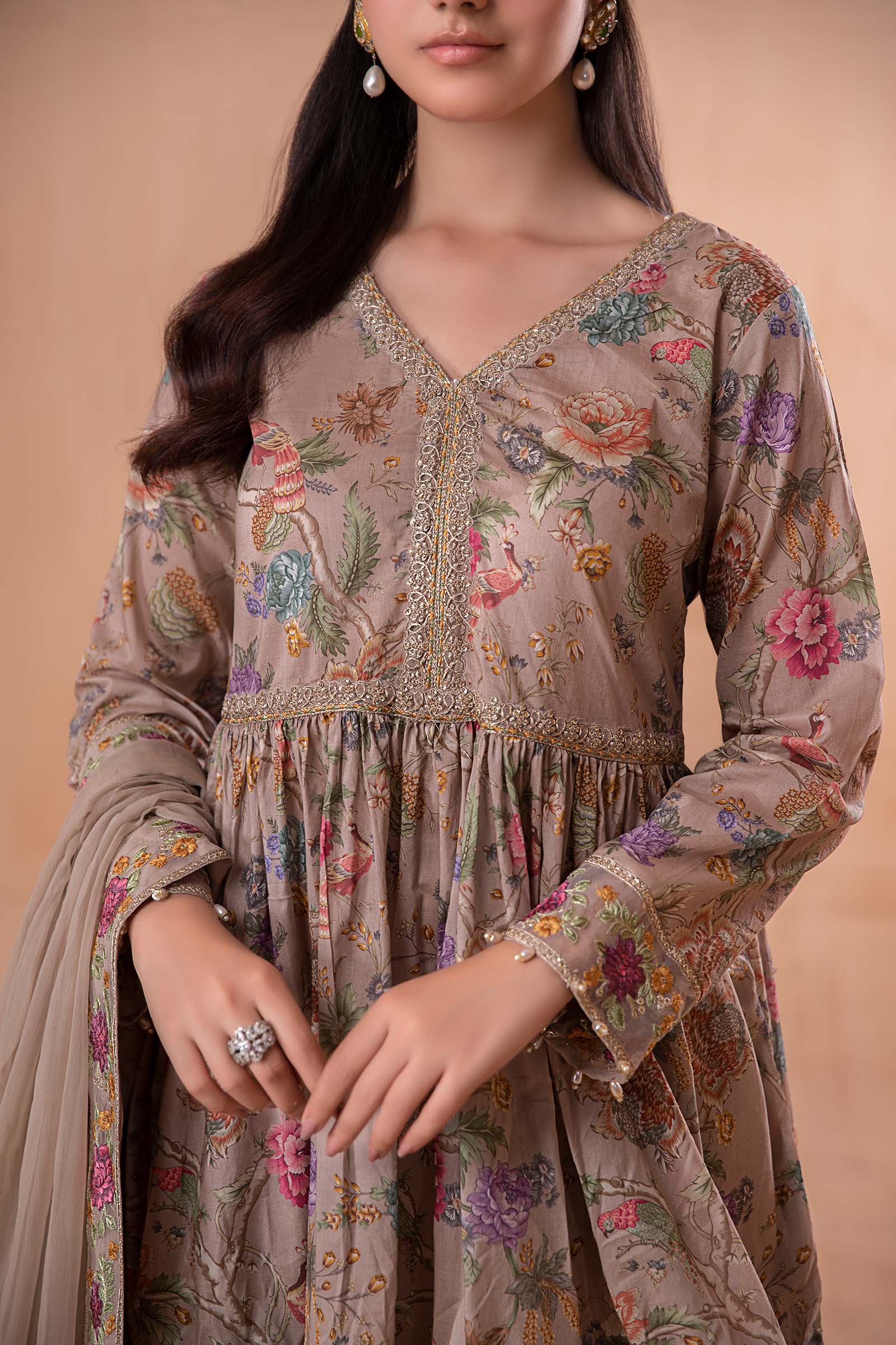 3 Piece Printed Lawn Suit - Image 4
