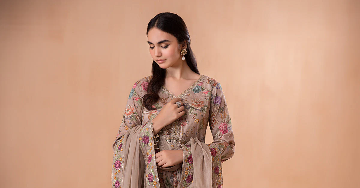 3 Piece Printed Lawn Suit - Image 7