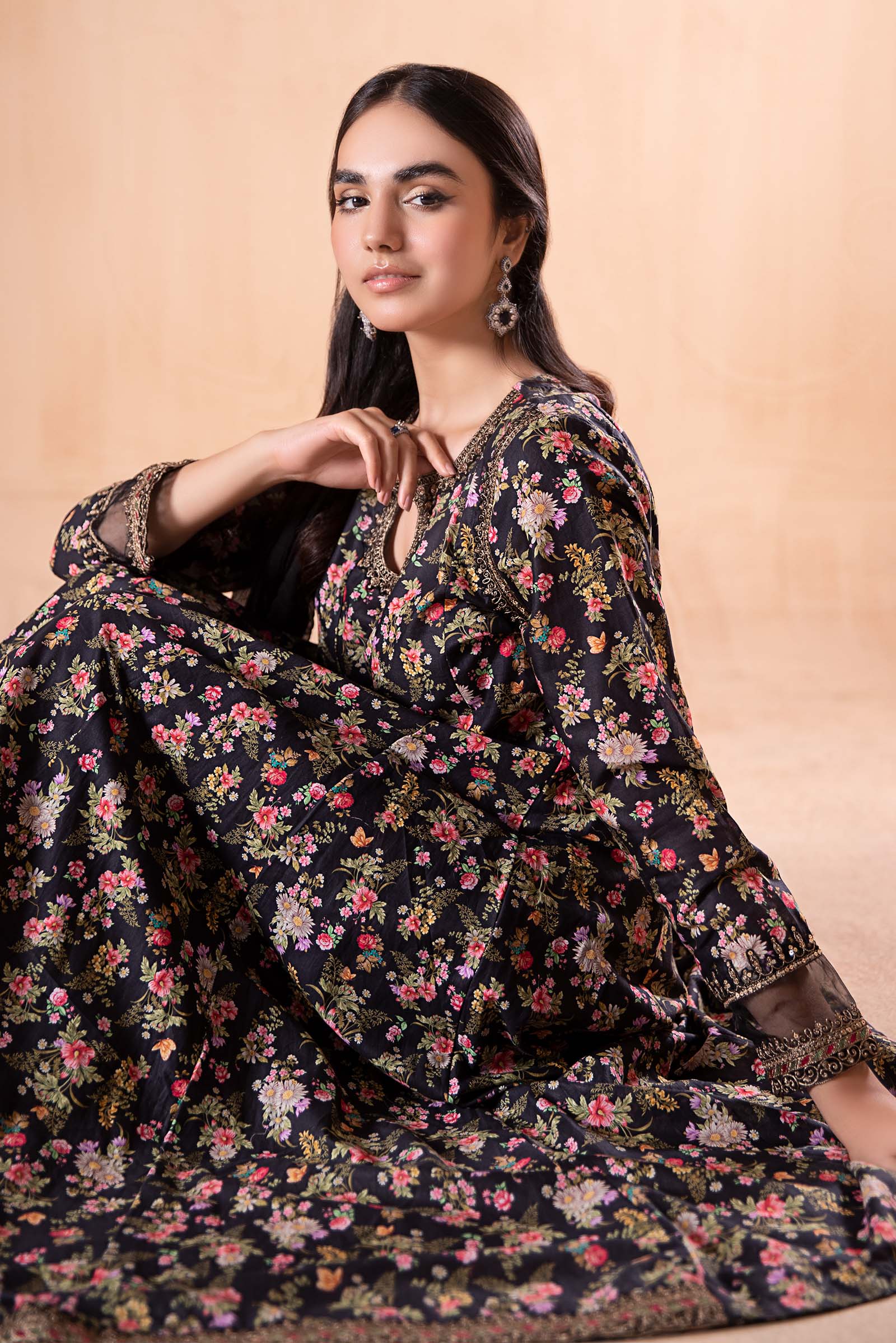 3 Piece Printed Lawn Suit - Image 5