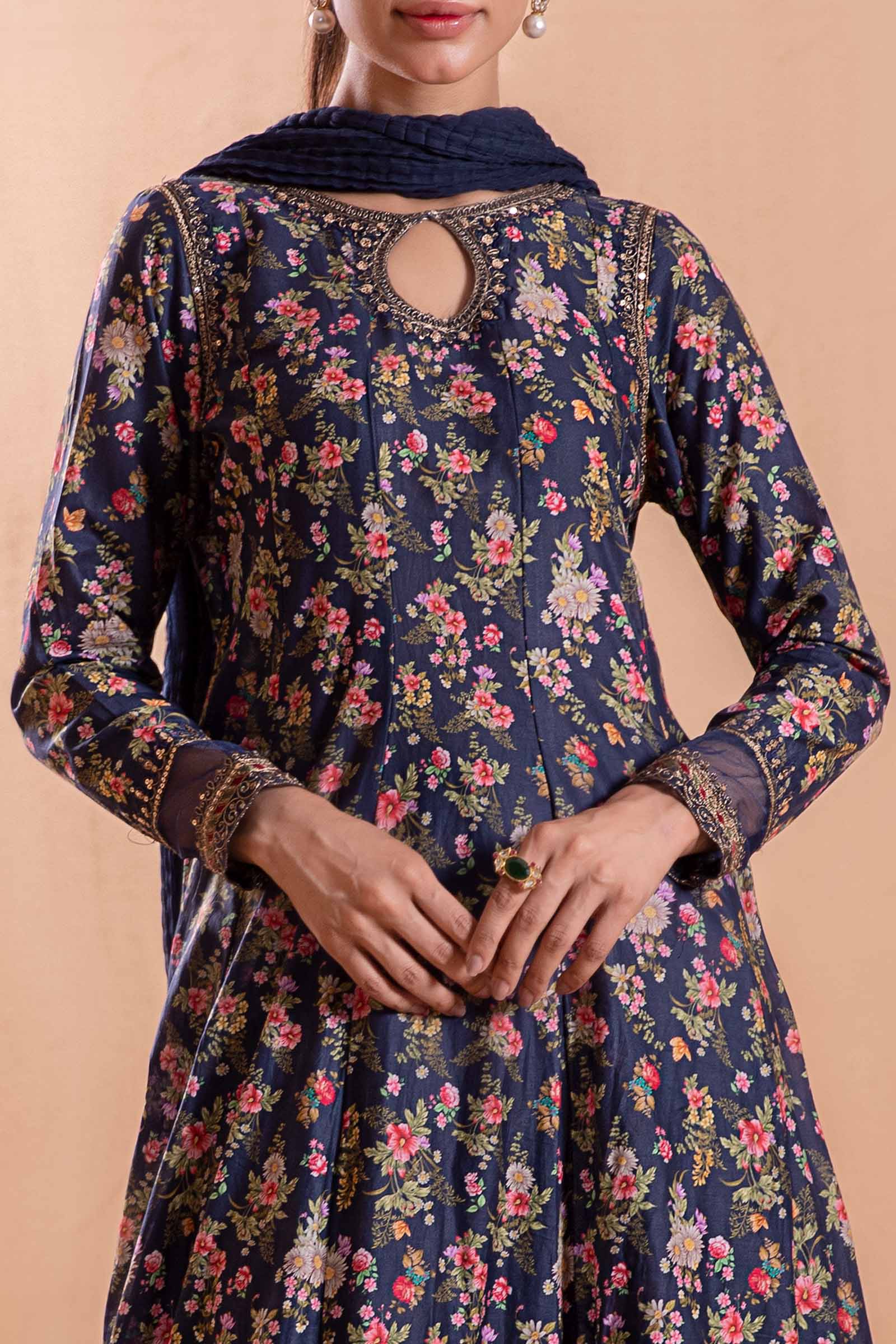 3 Piece Printed Lawn Suit - Image 4
