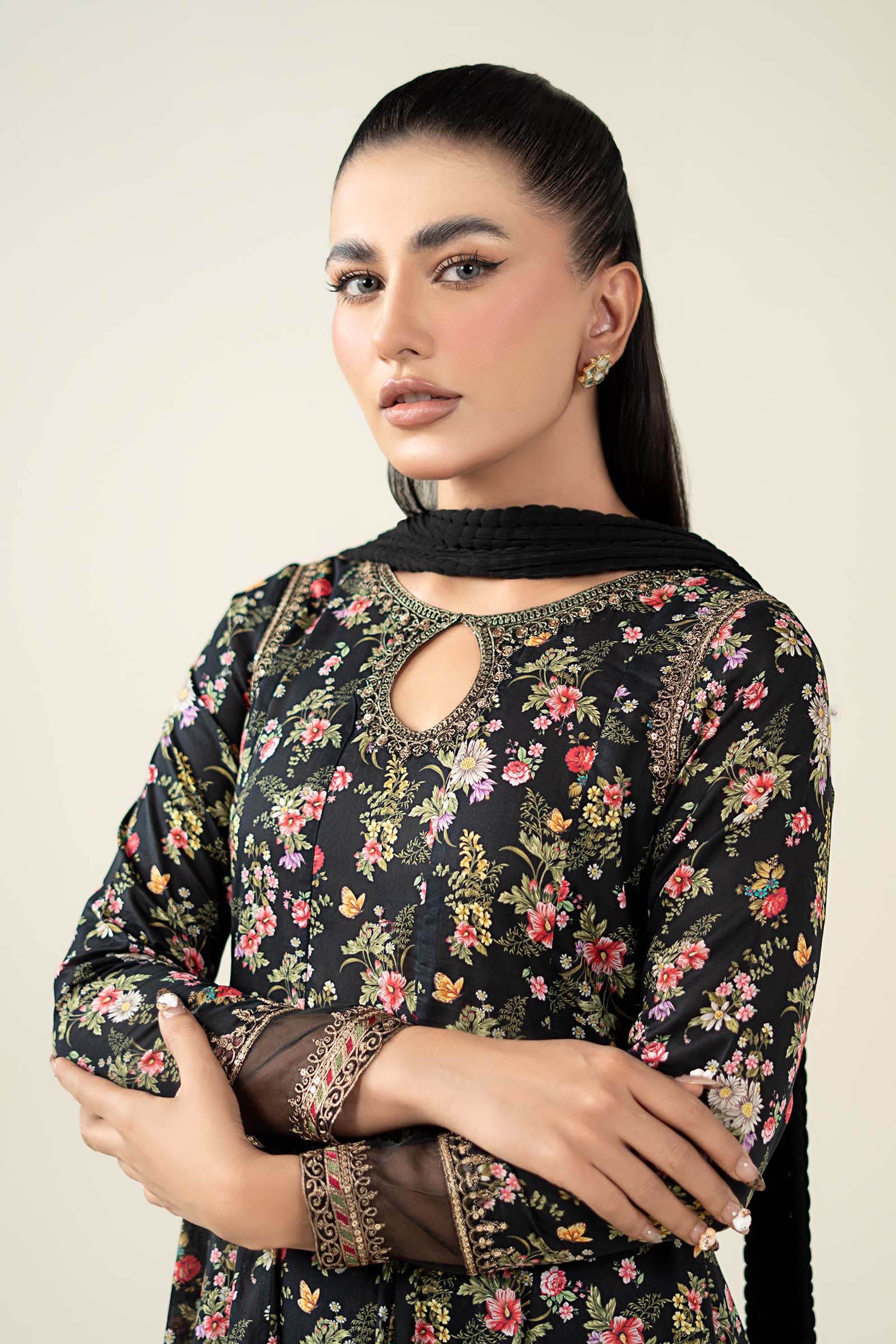 3 Piece Printed Lawn Suit - Image 2