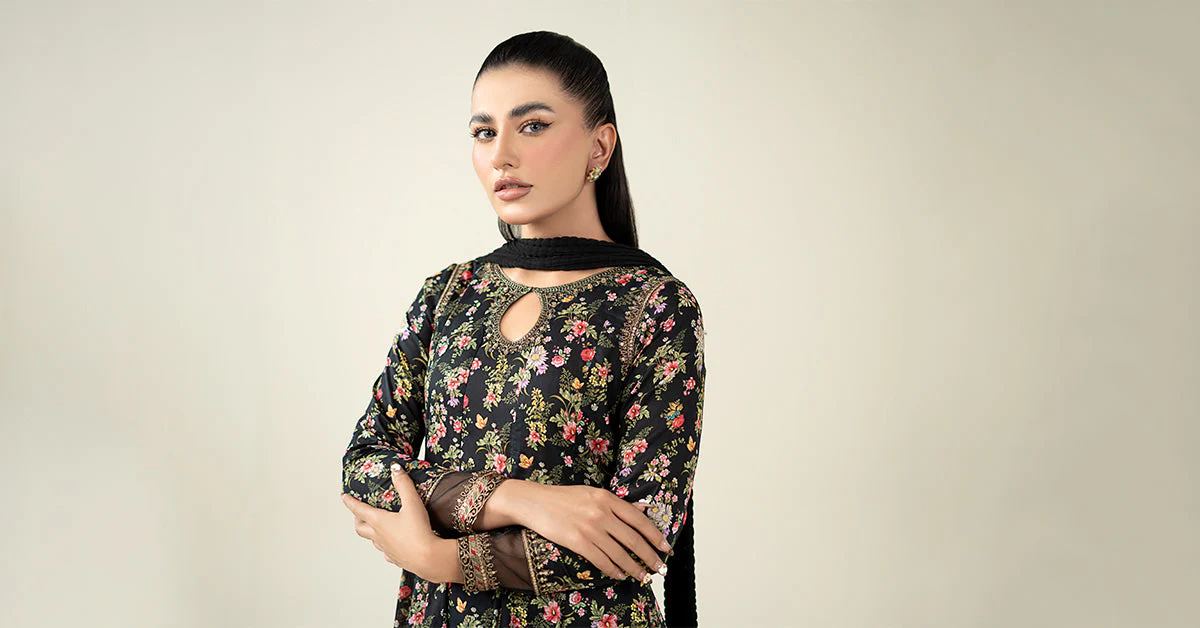 3 Piece Printed Lawn Suit - Image 7