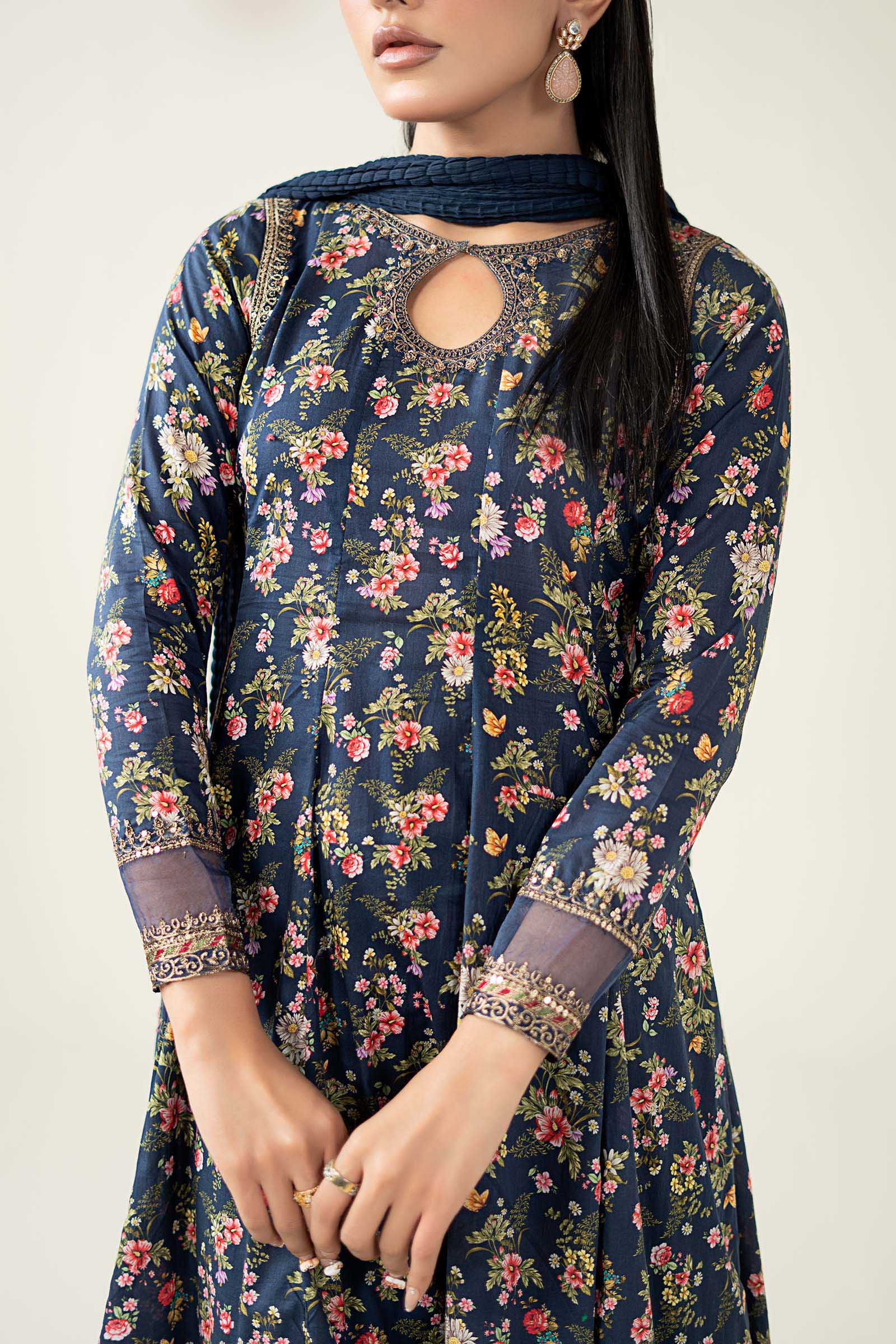 3 Piece Printed Lawn Suit - Image 3