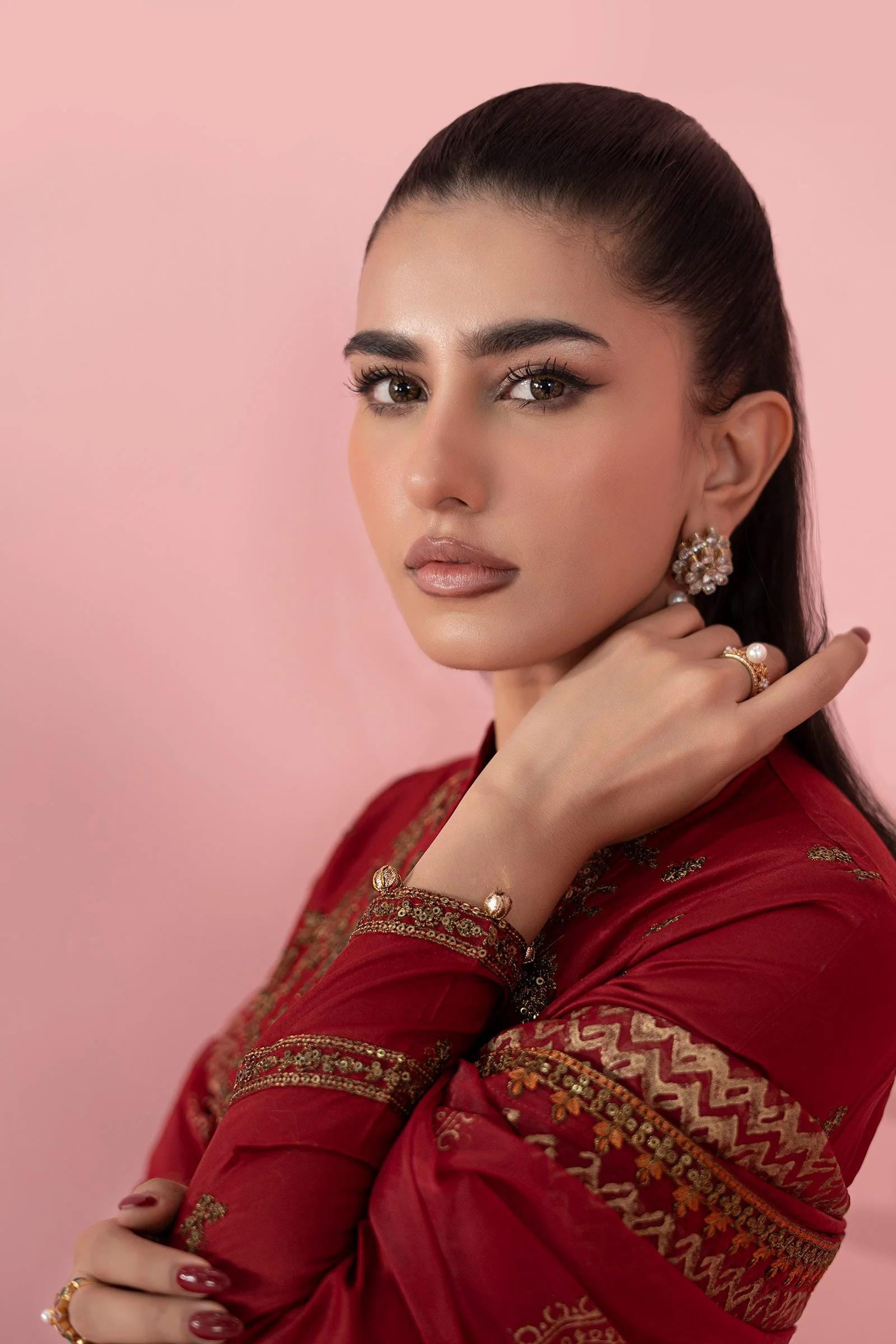 3 Piece Embroidered Lawn Suit - Image 3