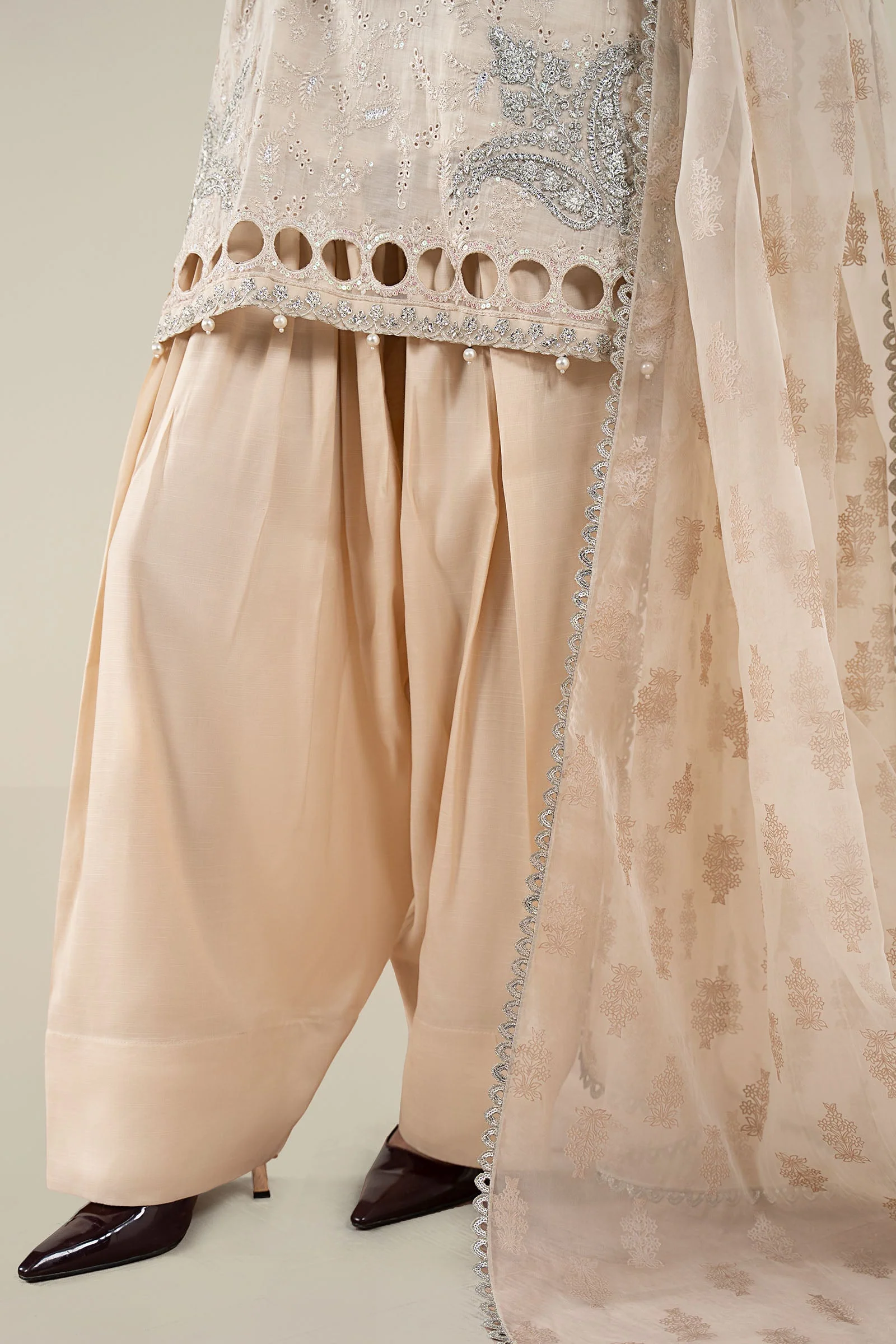3 Piece Embroidered Paper Cotton Suit - Image 5