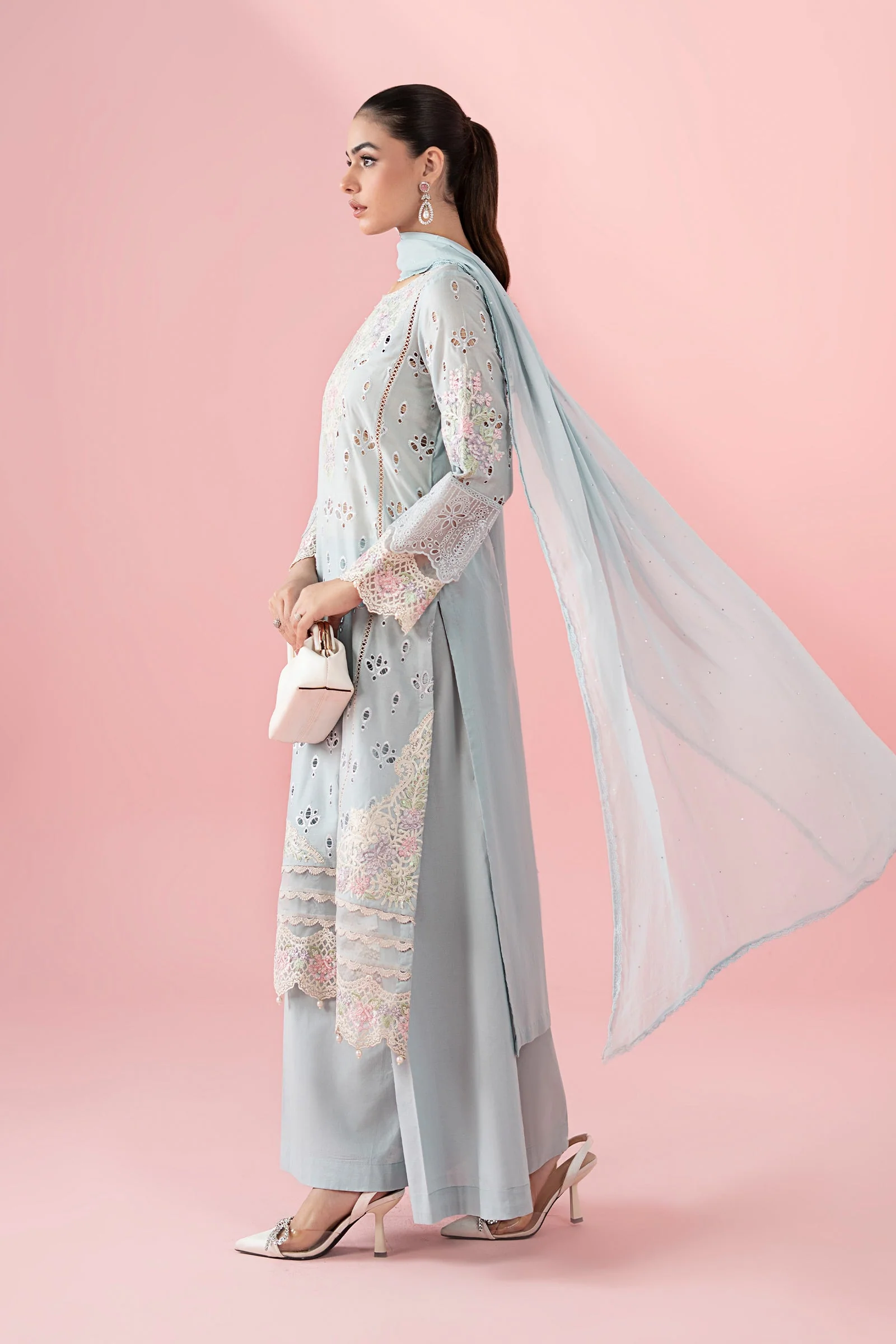 3 Piece Embroidered Lawn Suit - Image 6