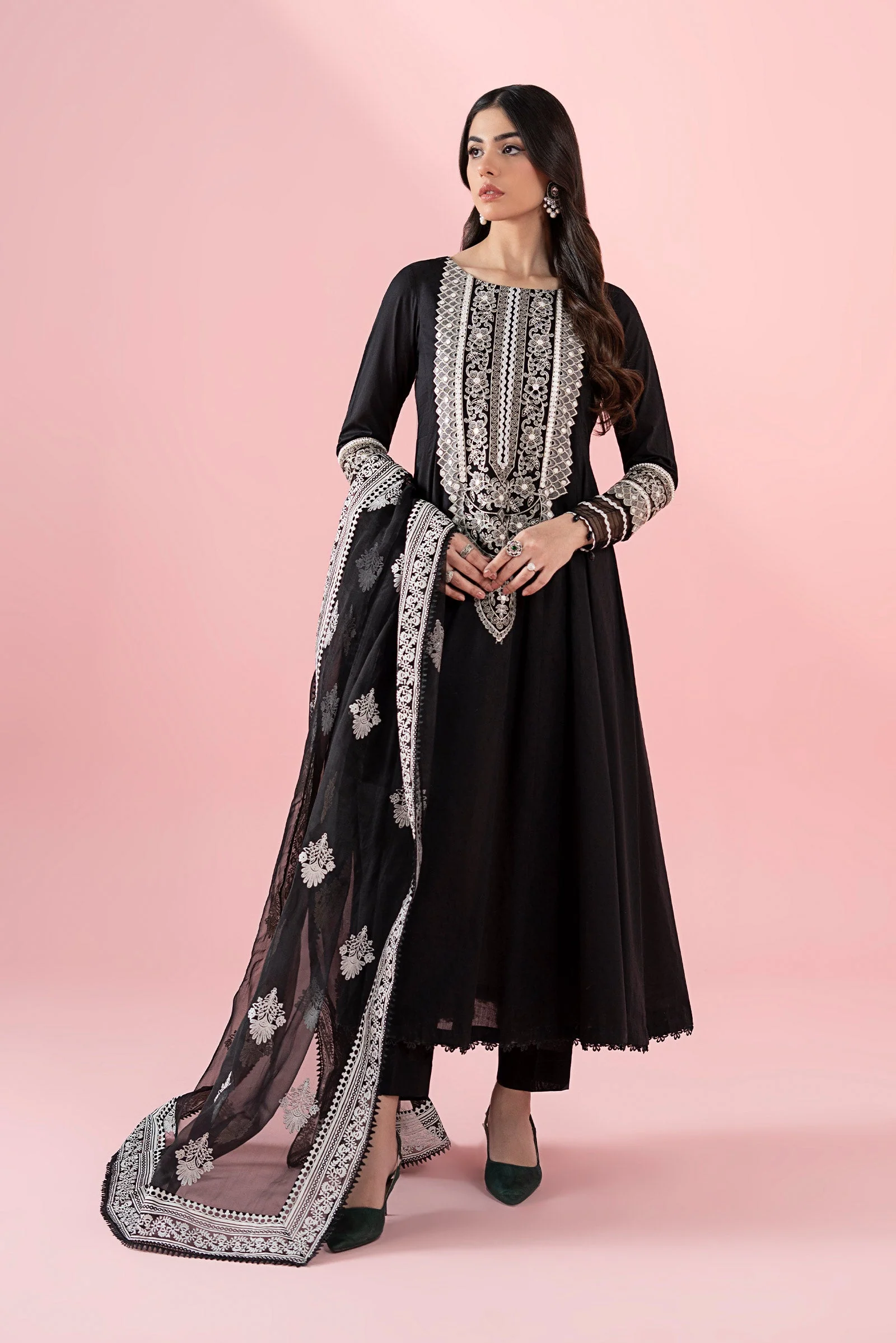 3 Piece Embroidered Lawn Suit