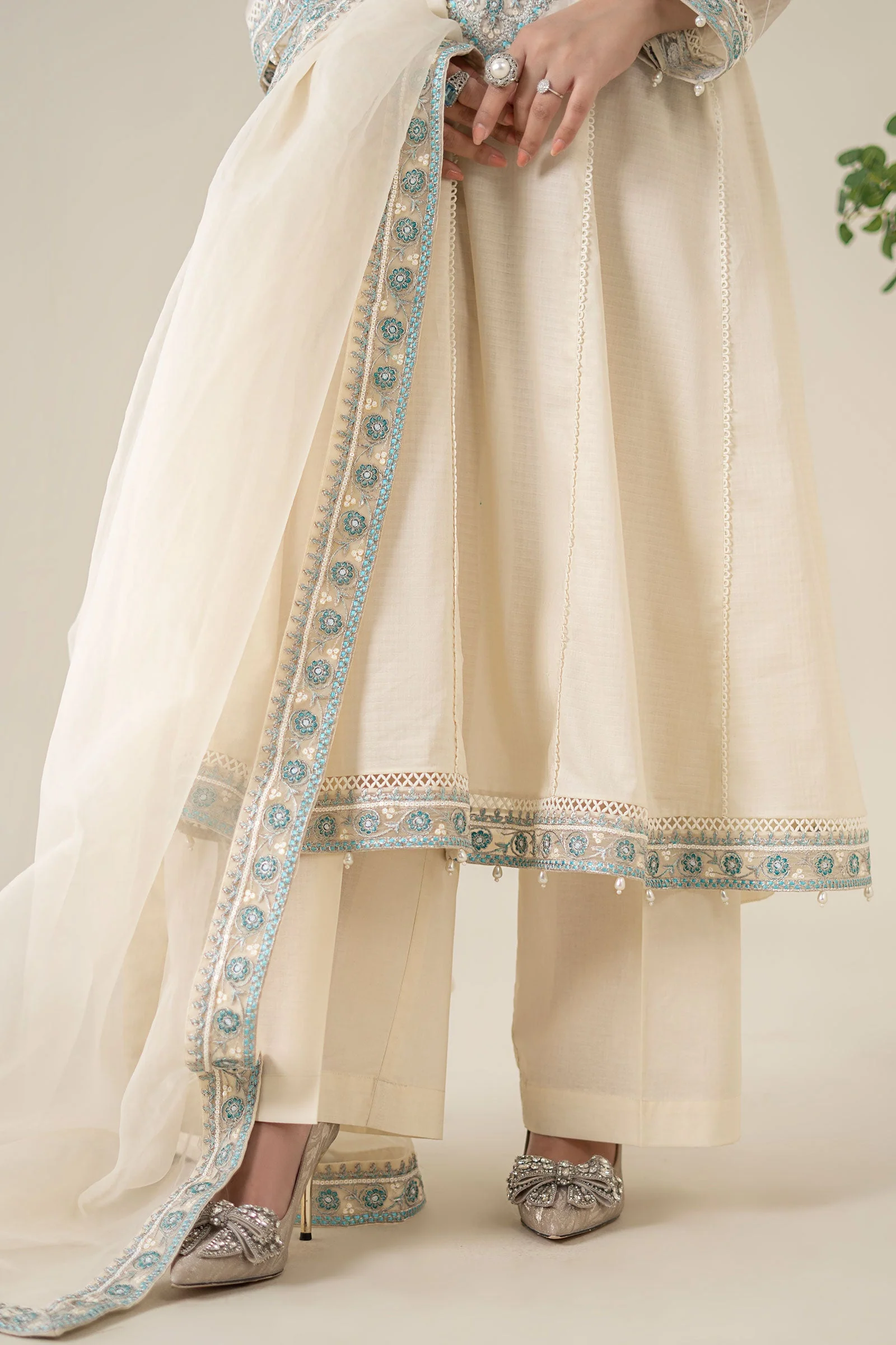 3 Piece Embroidered Dobby Suit - Image 4