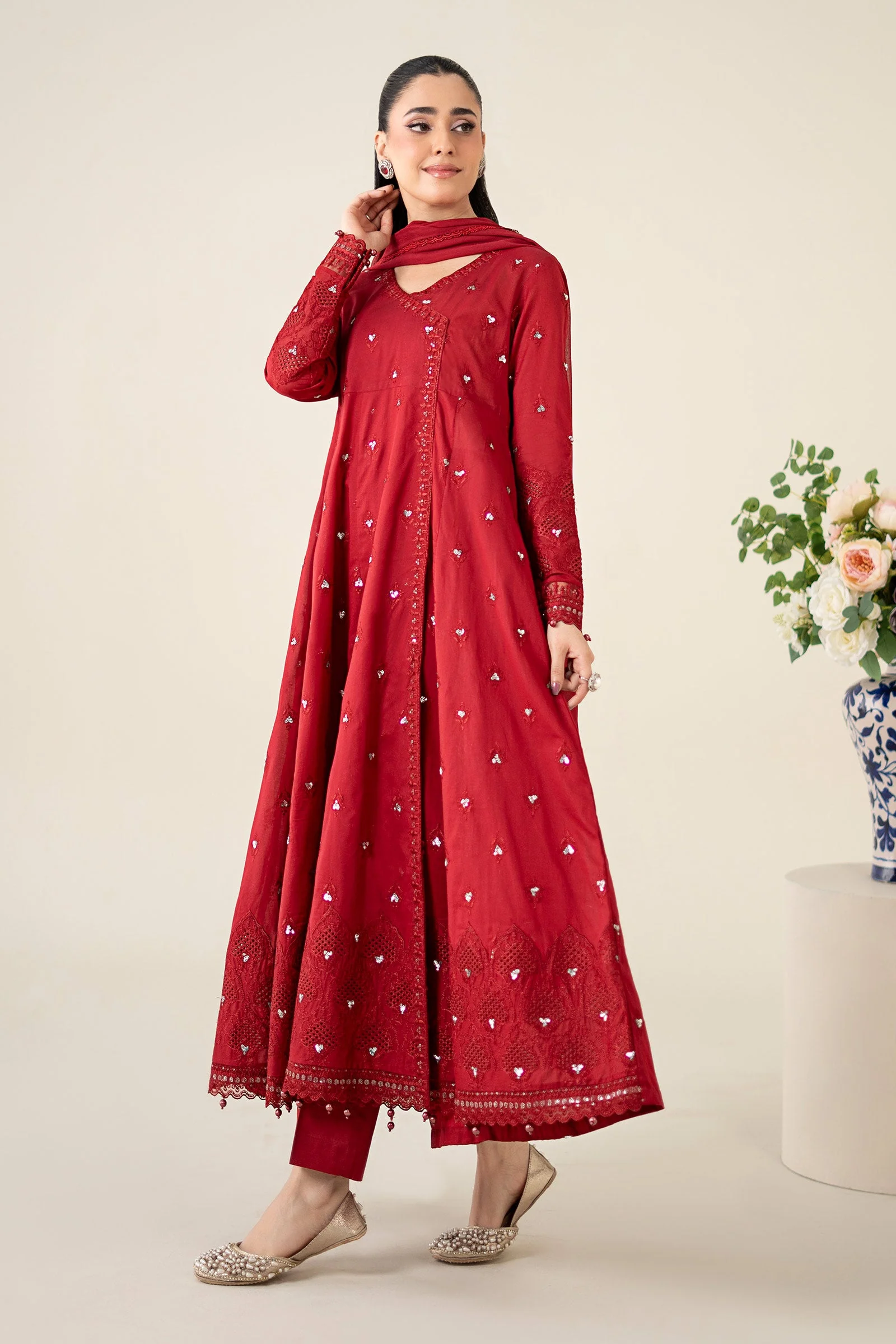 3 Piece Embroidered Lawn Suit - Image 3