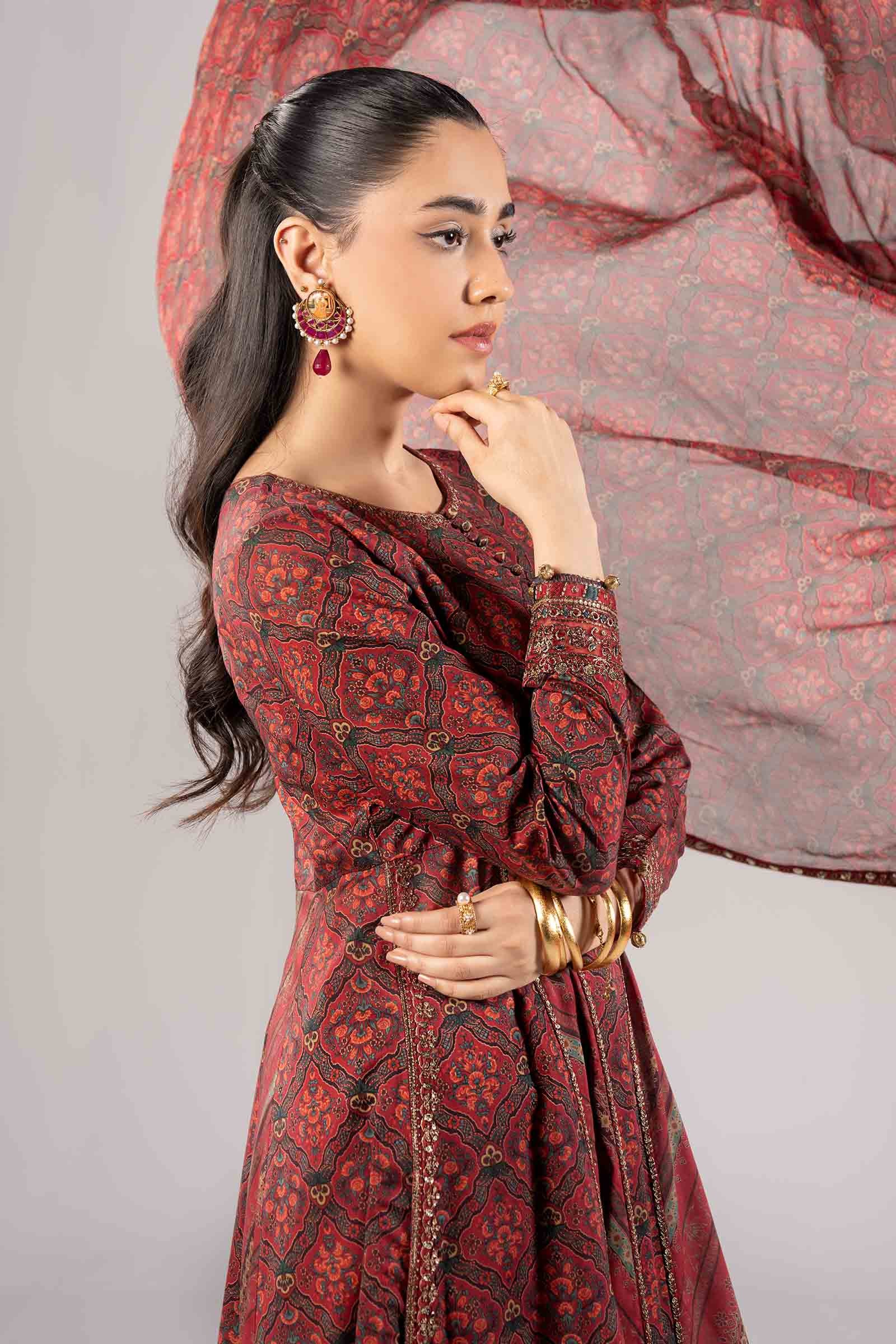 3 Piece Embroidered Lawn Suit - Image 3