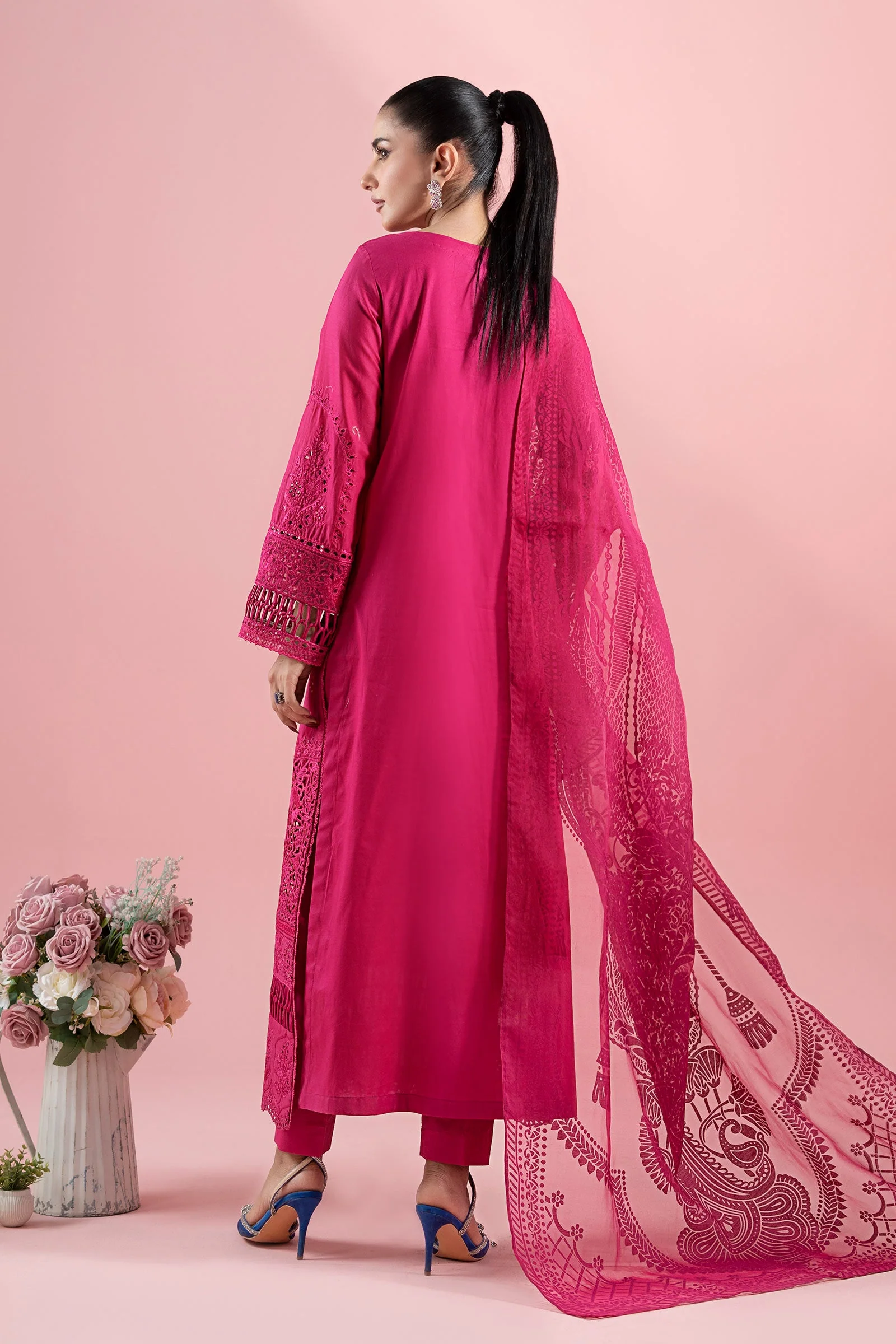 3 Piece Embroidered Lawn Suit - Image 11