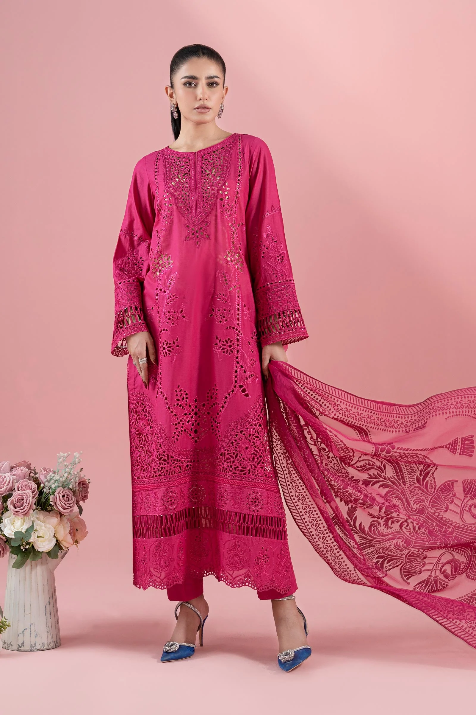3 Piece Embroidered Lawn Suit - Image 6