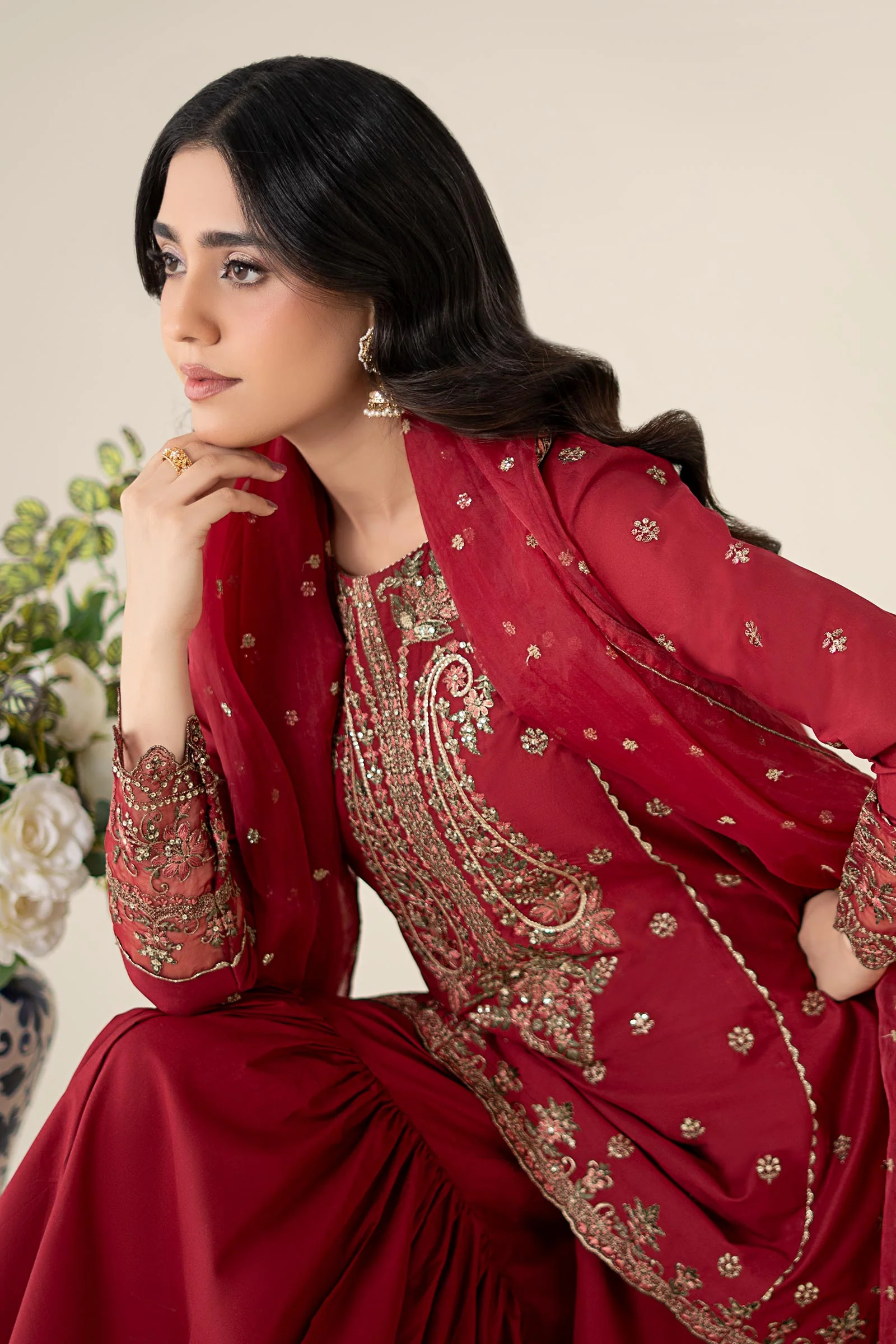 3 Piece Embroidered Lawn Suit - Image 3