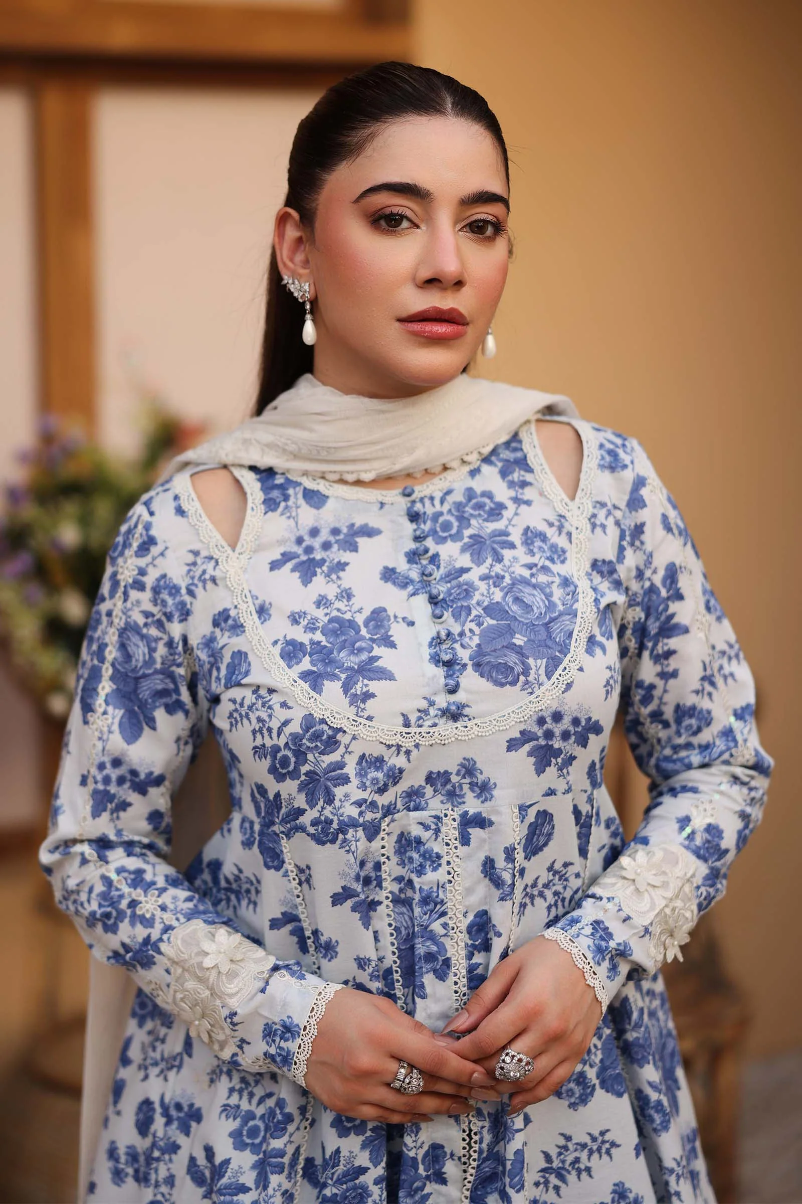 3 Piece Printed Lawn Suit - Image 2