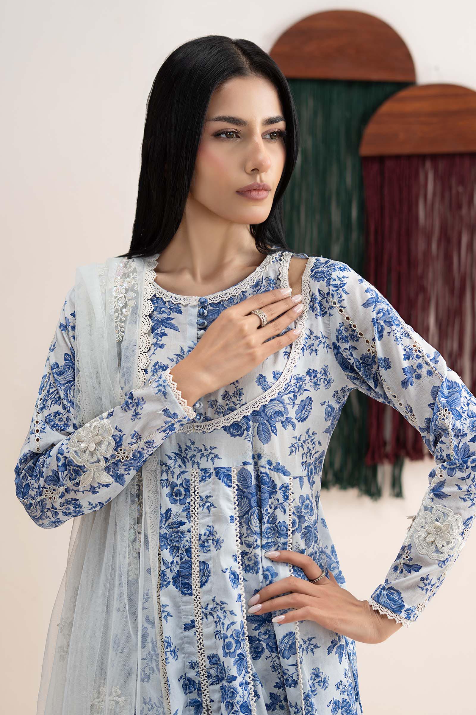 3 Piece Embroidered Lawn Suit - Image 2