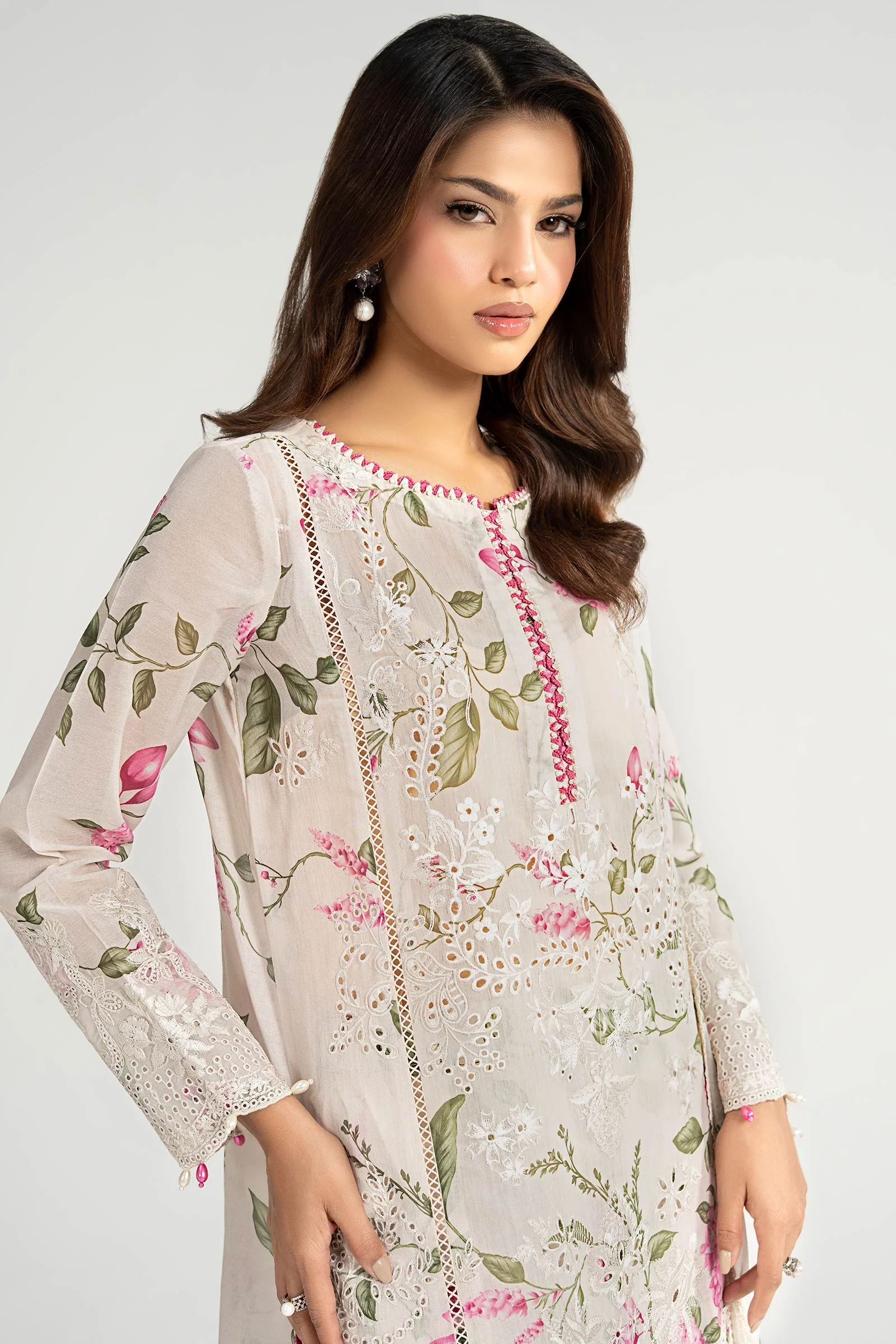 3 Piece Embroidered Paper Cotton Suit - Image 4