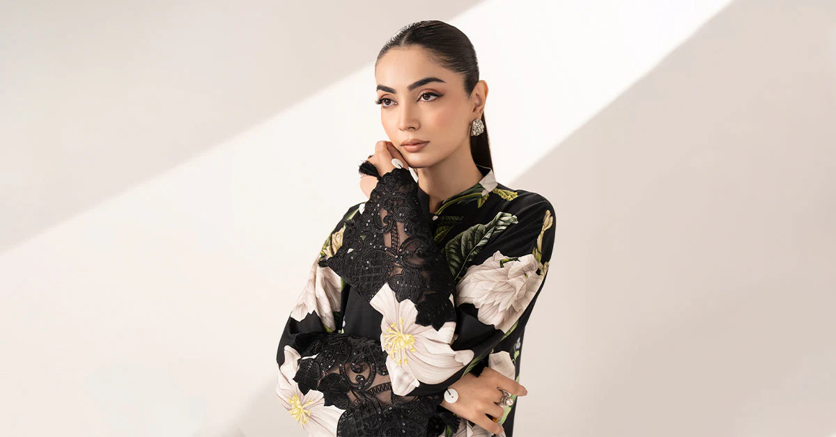 2 Piece Embroidered Arabic Lawn Suit - Image 8