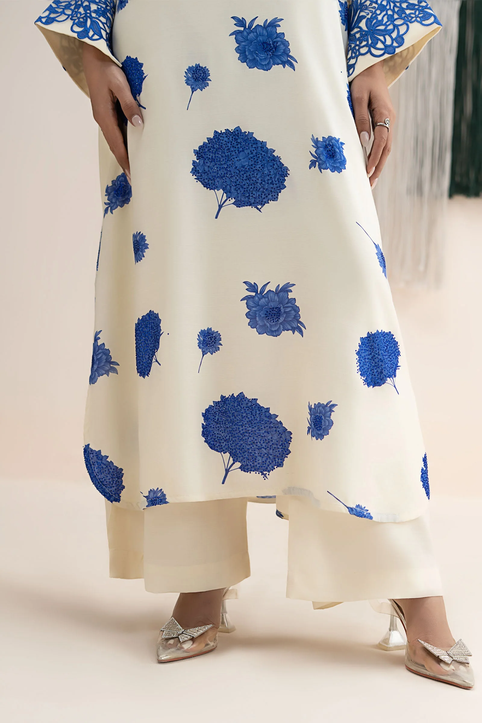 2 Piece Embroidered Raw Silk Suit - Image 5