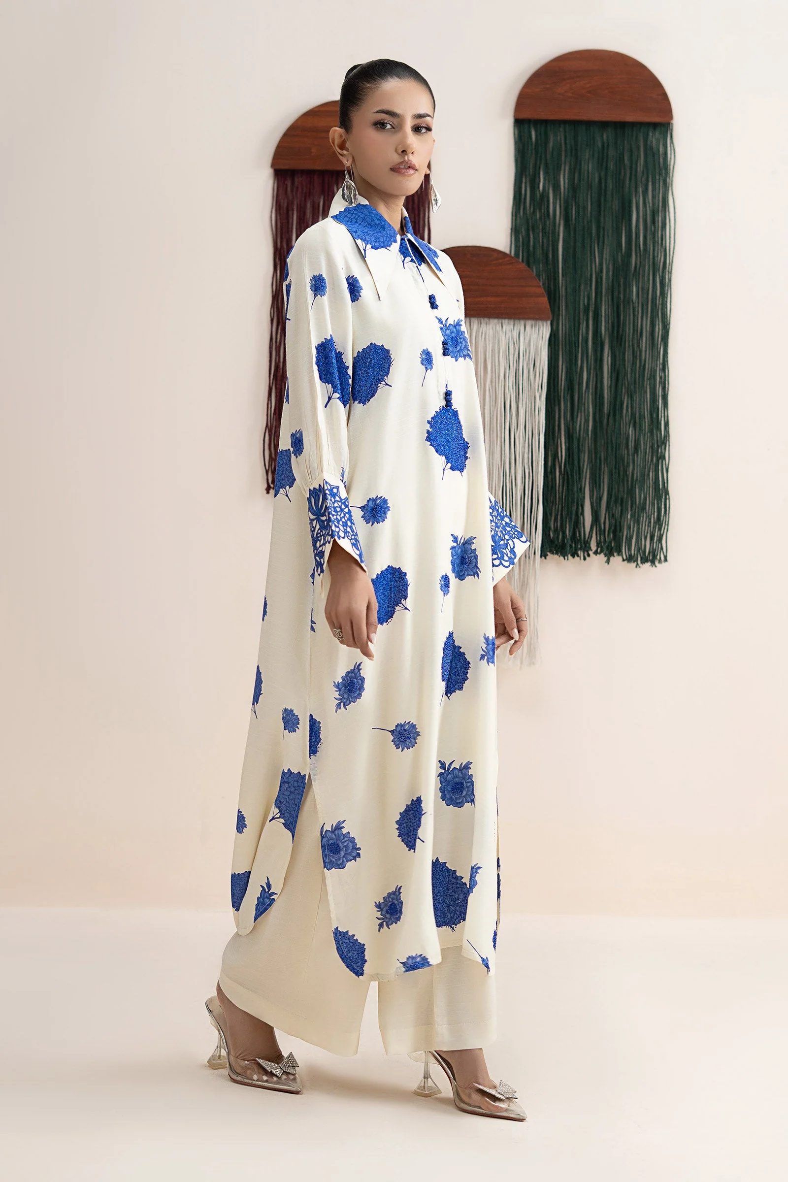 2 Piece Embroidered Raw Silk Suit - Image 6
