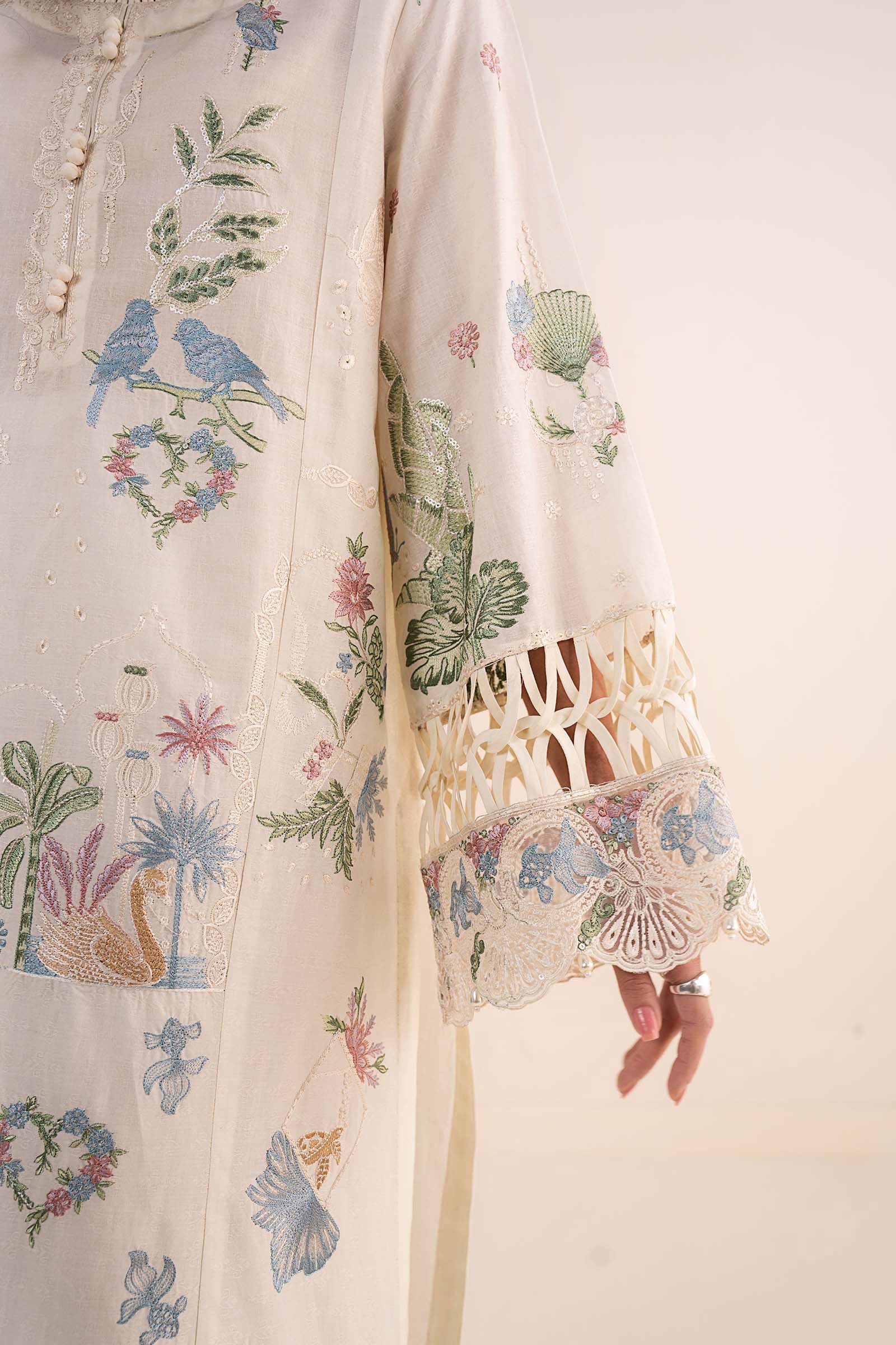 3 Piece Embroidered Dobby Lawn Suit - Image 4